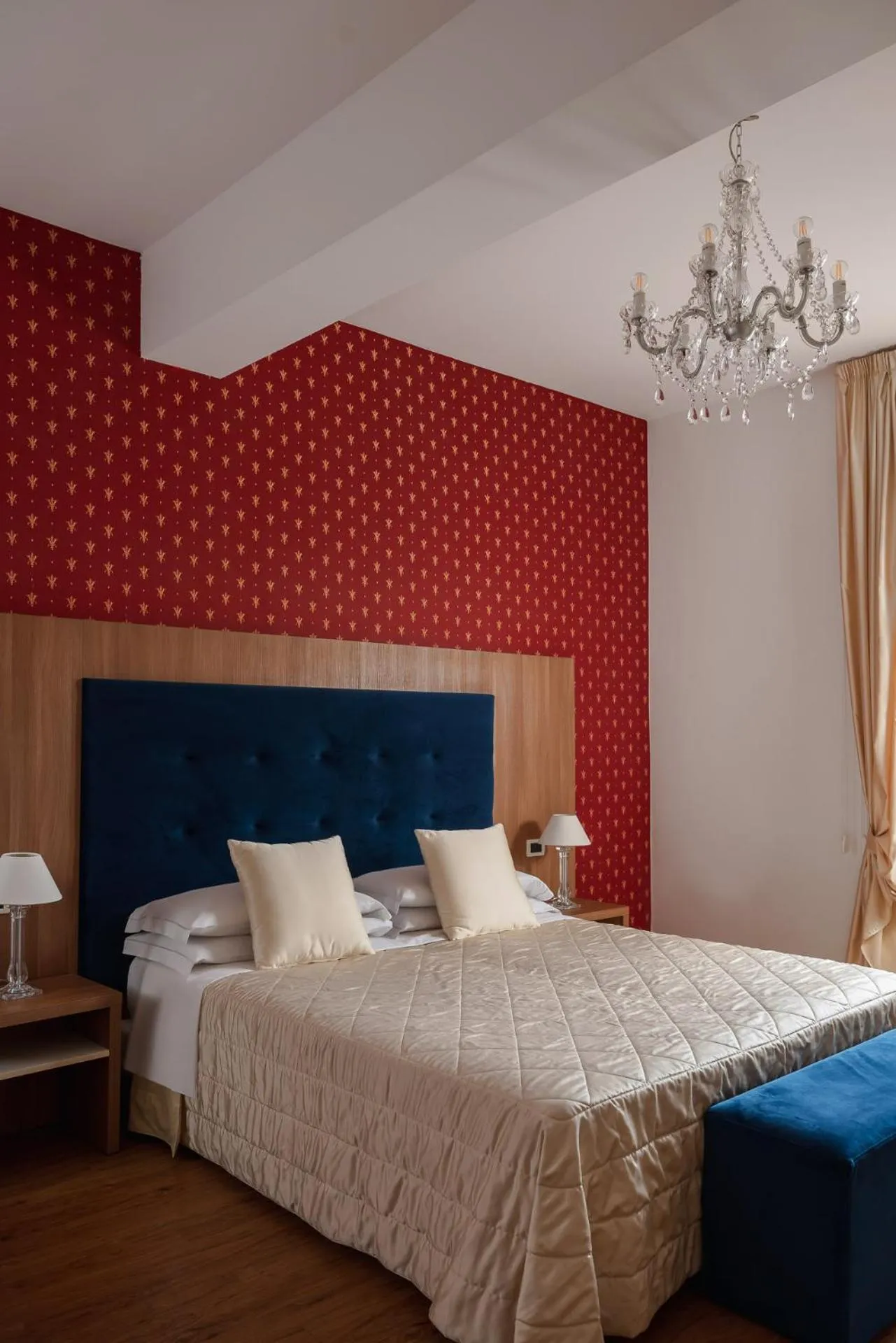 Bedroom, Bed in Albergo Rossini 1936 Small & Charming