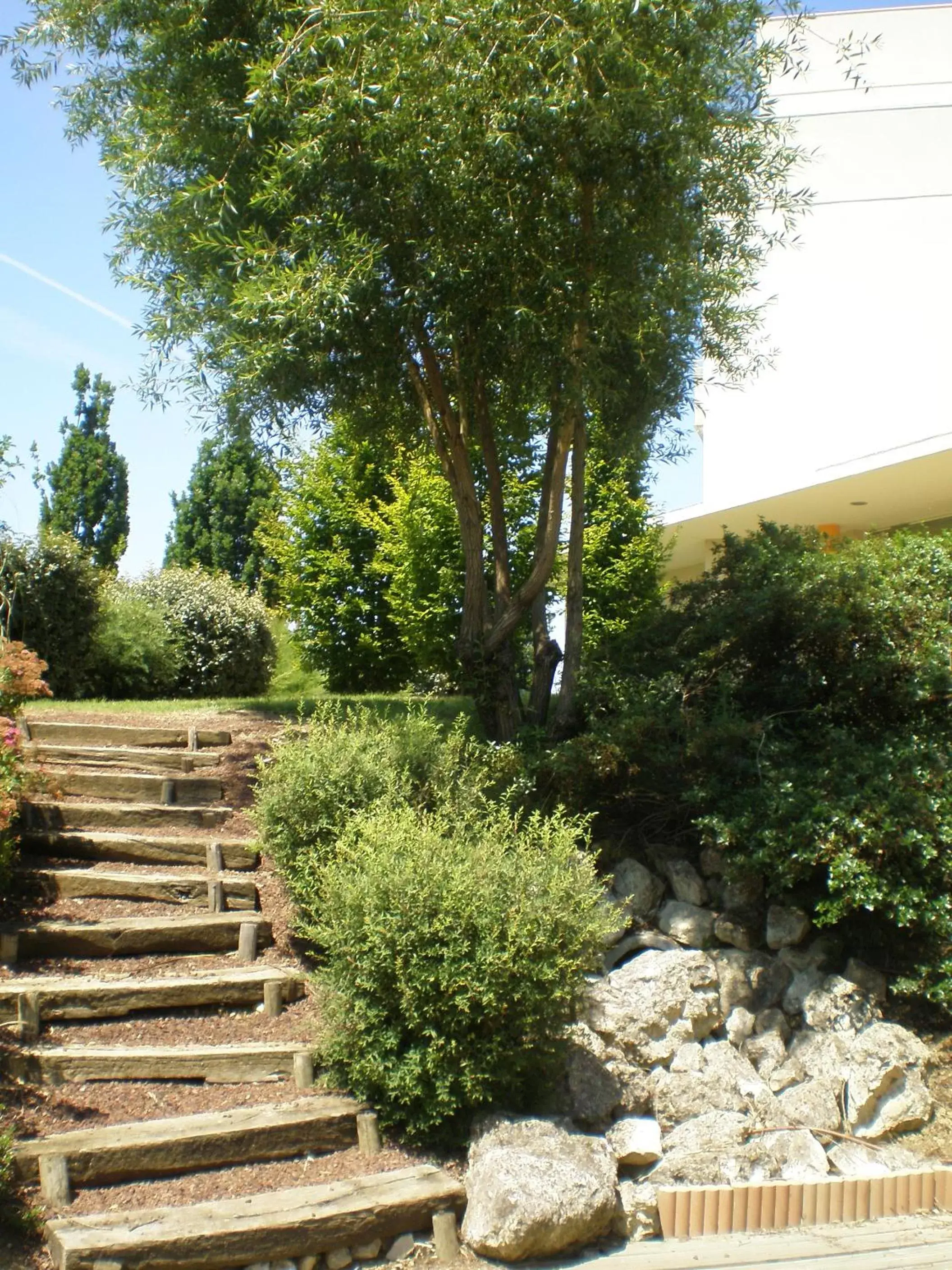 Patio, Garden in Résidence Columba - Apparts meublés Agen Sud