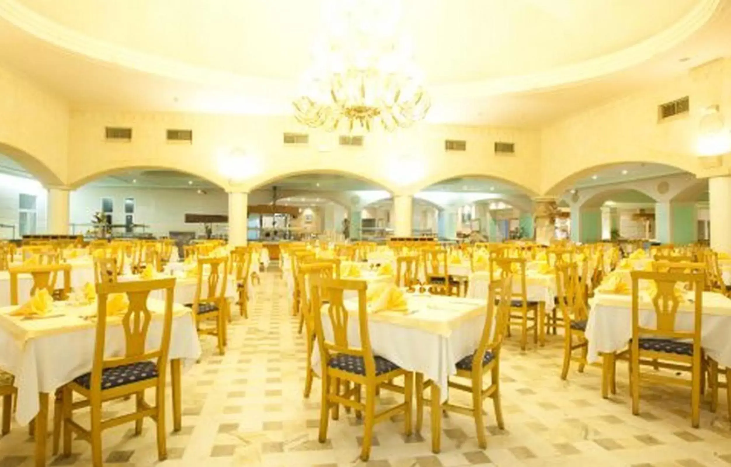 Restaurant/Places to Eat in El Mouradi Djerba Menzel