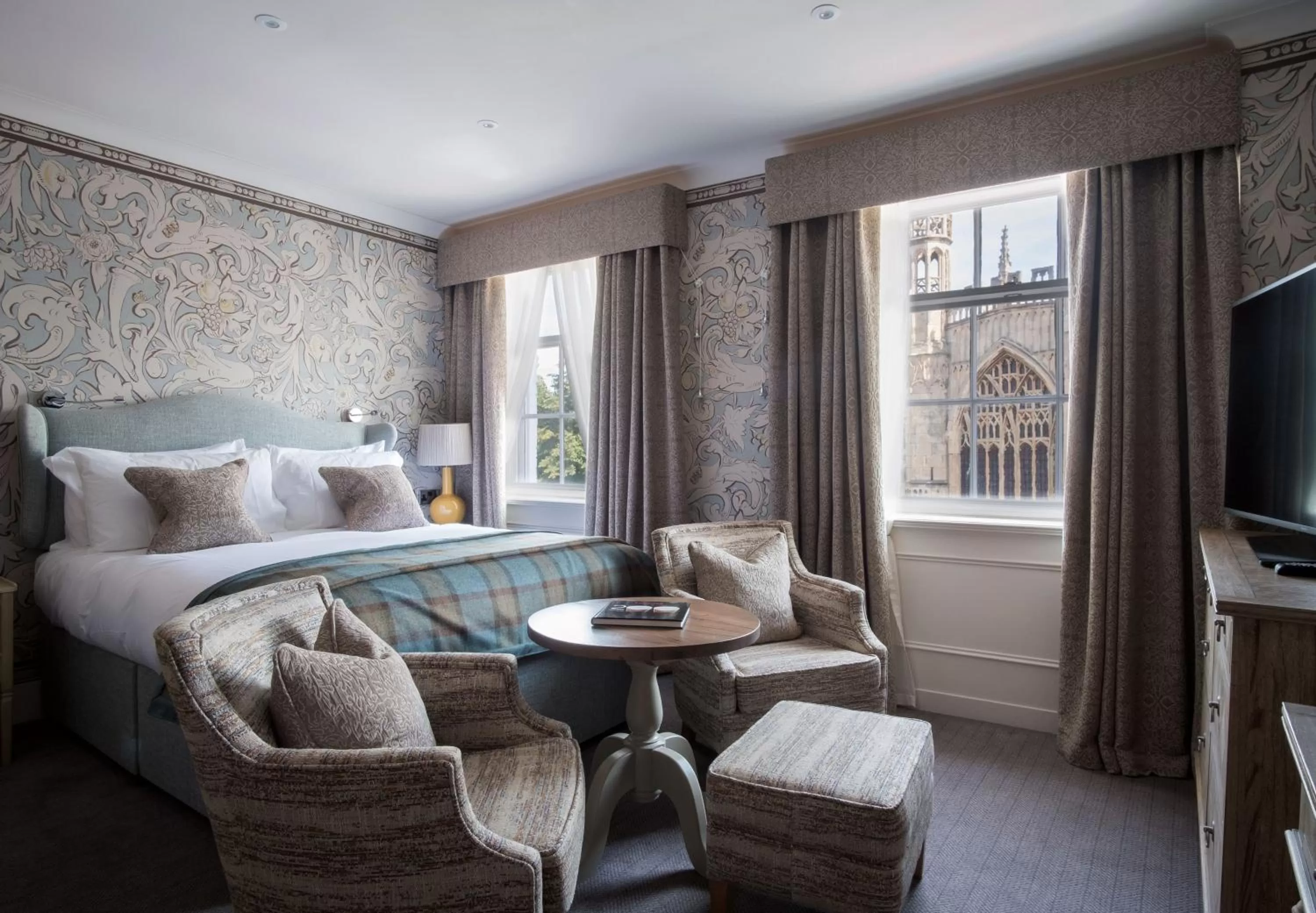 Photo of the whole room, Bed in The Beverley Arms Hotel