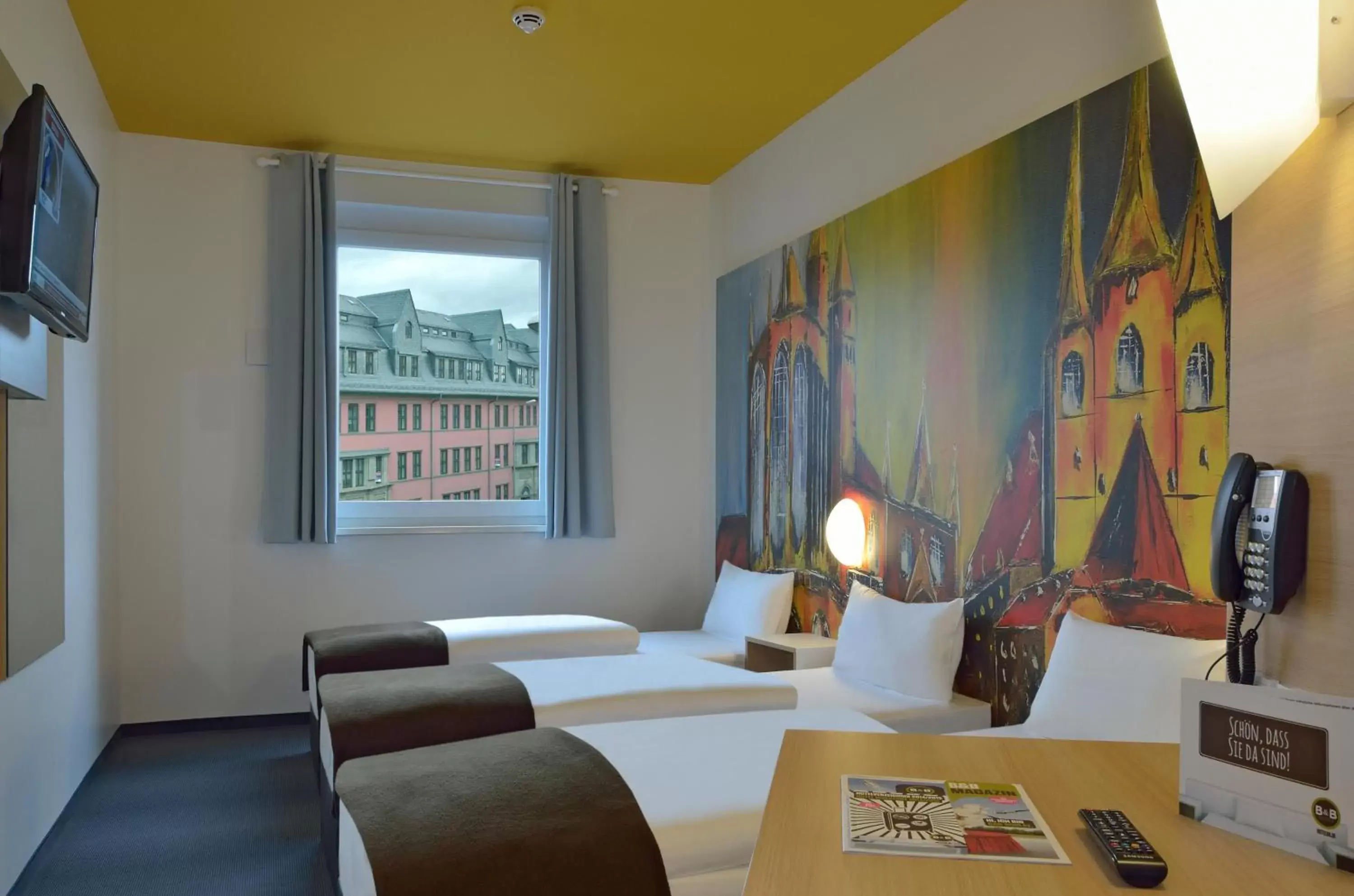 Photo of the whole room in B&B Hotel Erfurt