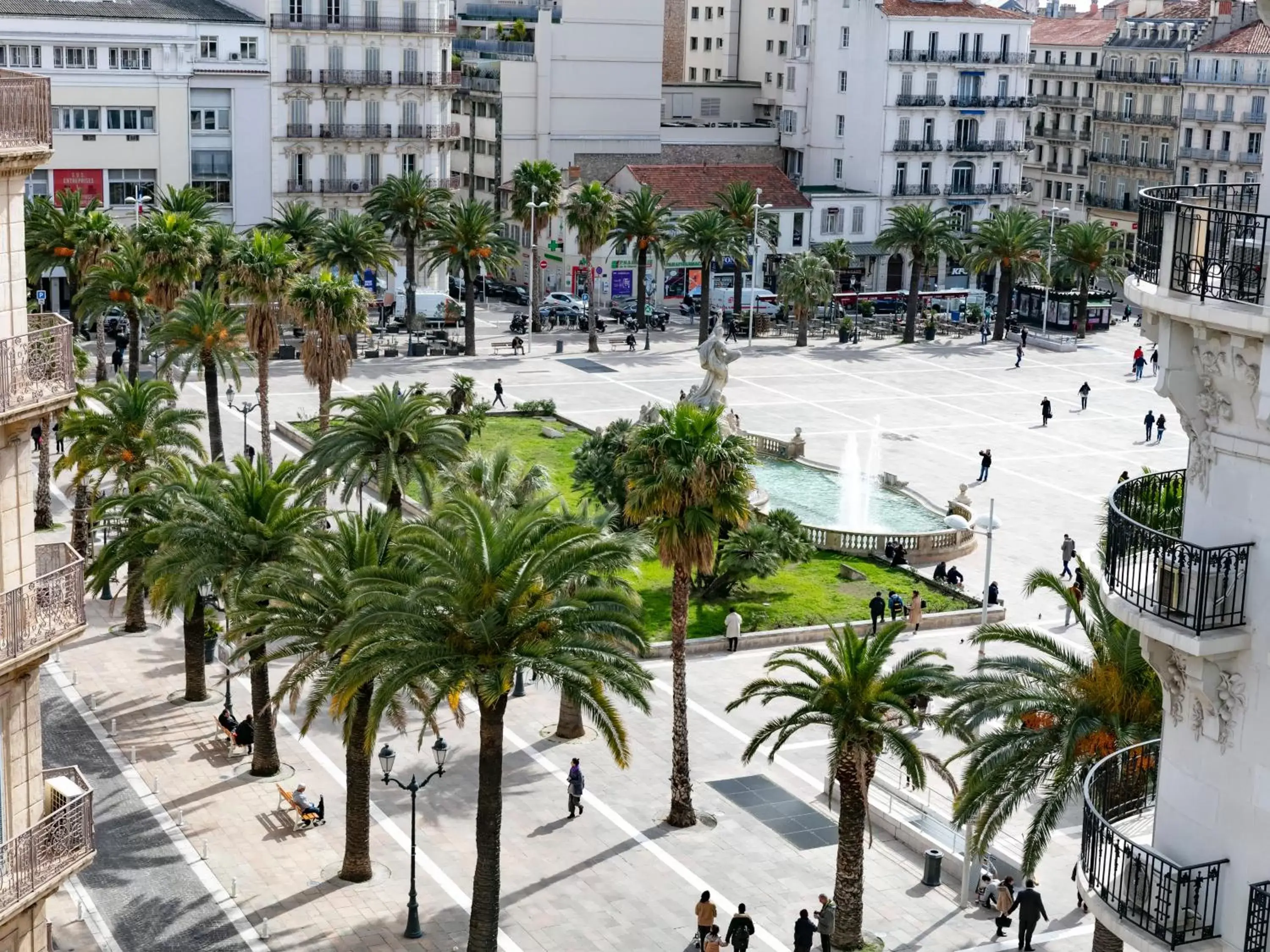 Neighbourhood in OKKO Hotels Toulon Centre