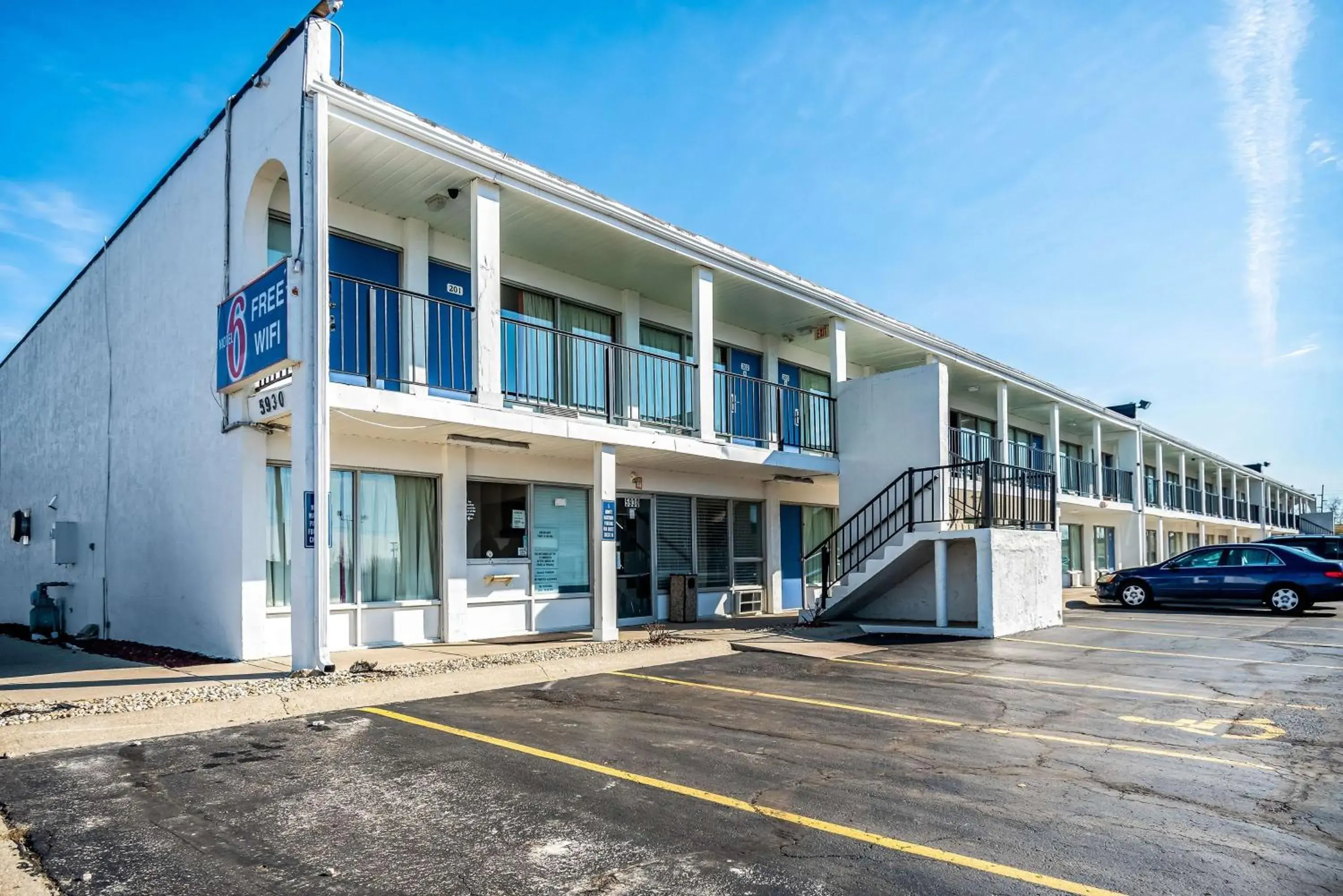 Property Building in Motel 6-Columbus, OH
