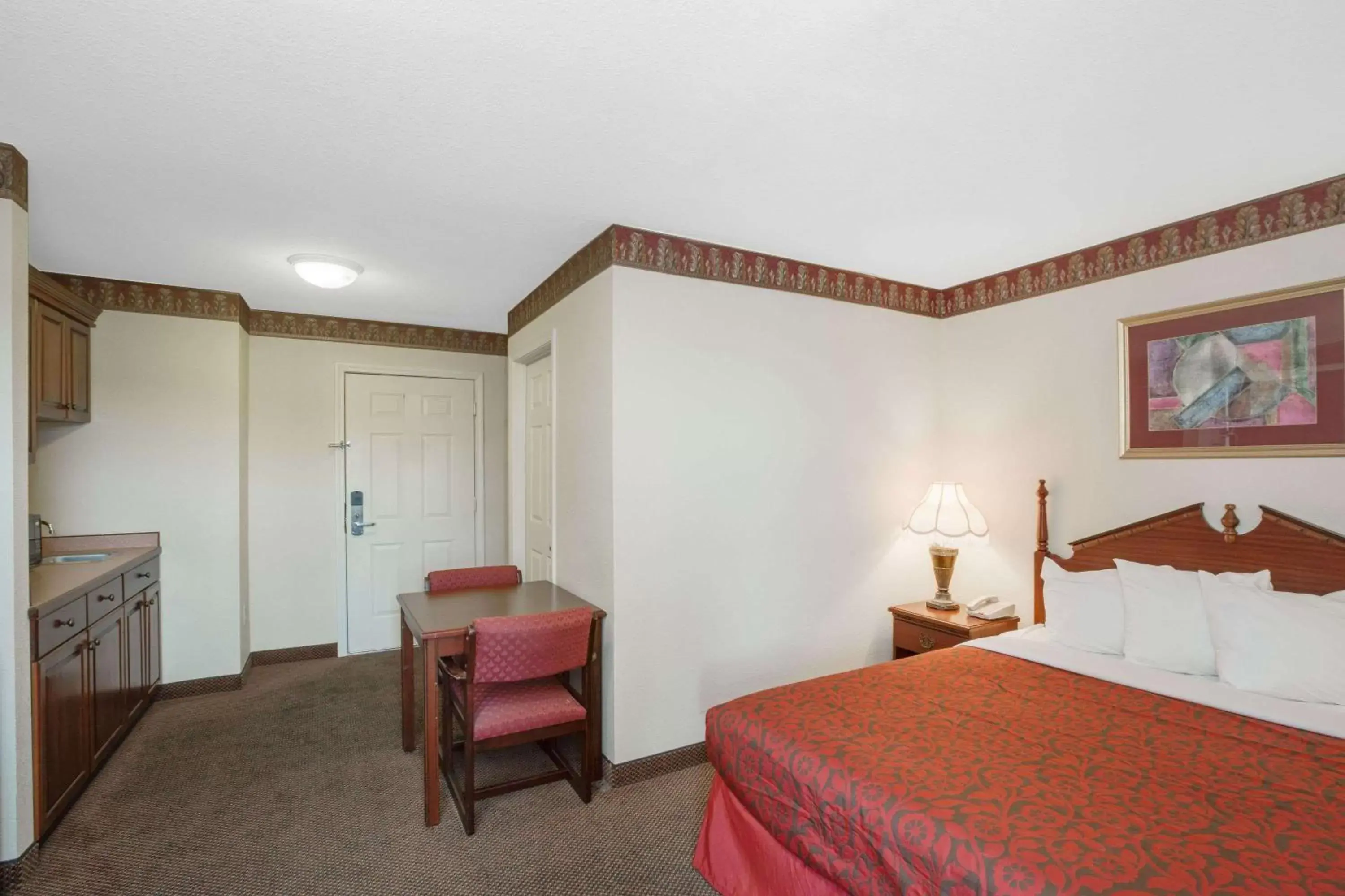 Photo of the whole room in Days Inn by Wyndham Trumann AR