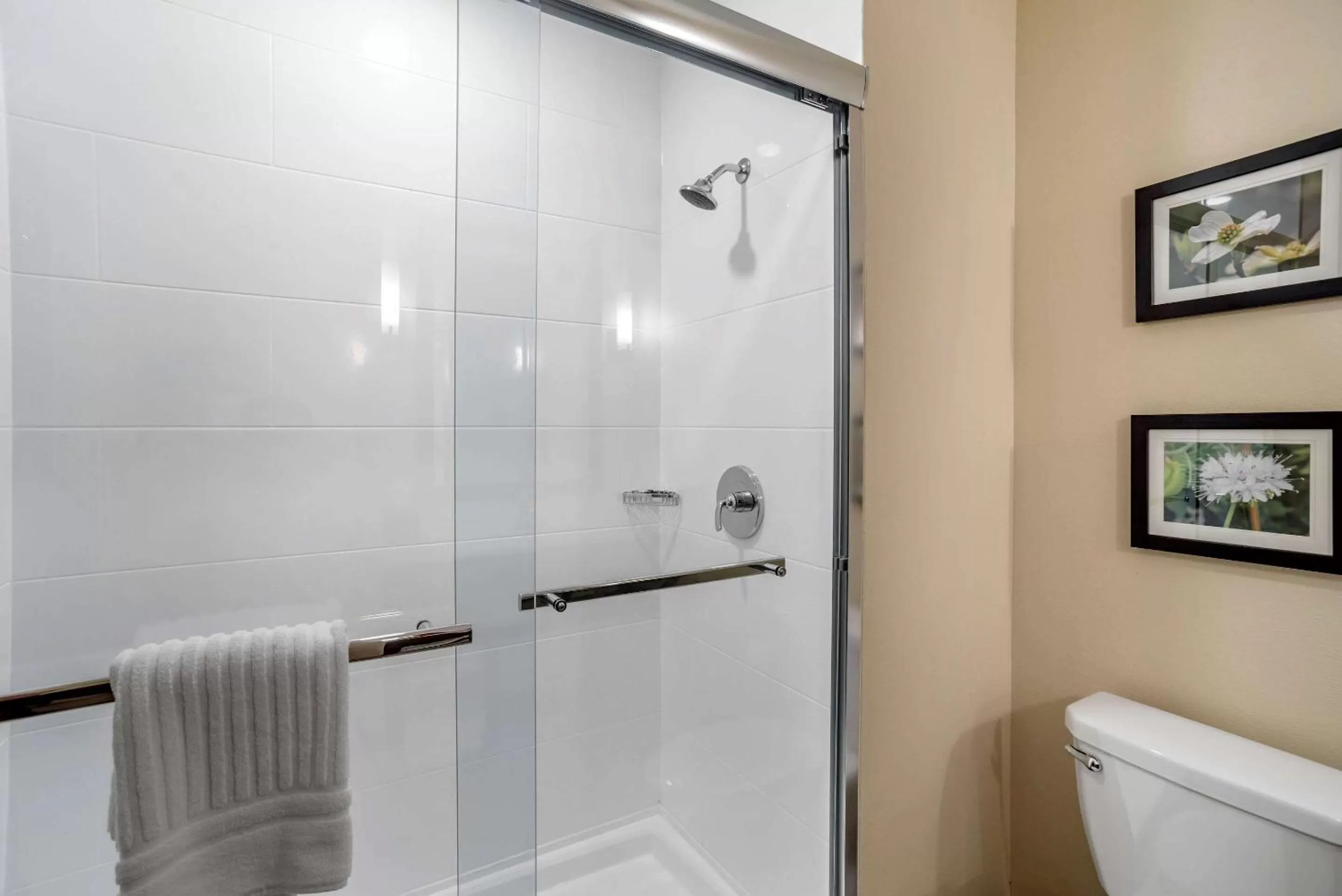 Bedroom in Comfort Inn & Suites Winchester