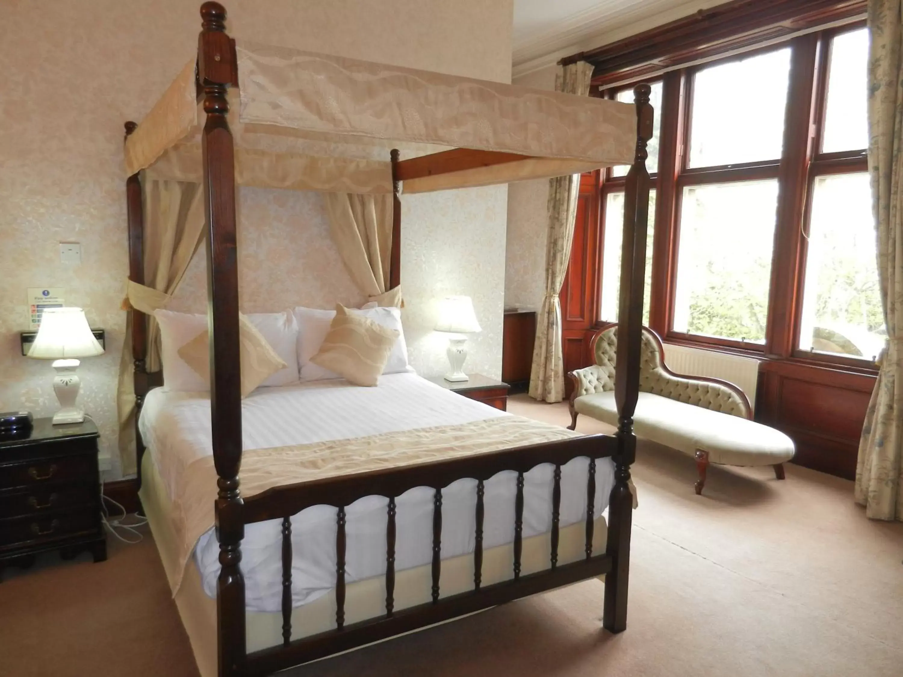 Bed in Morangie Hotel Tain Bed in Morangie Hotel Tain