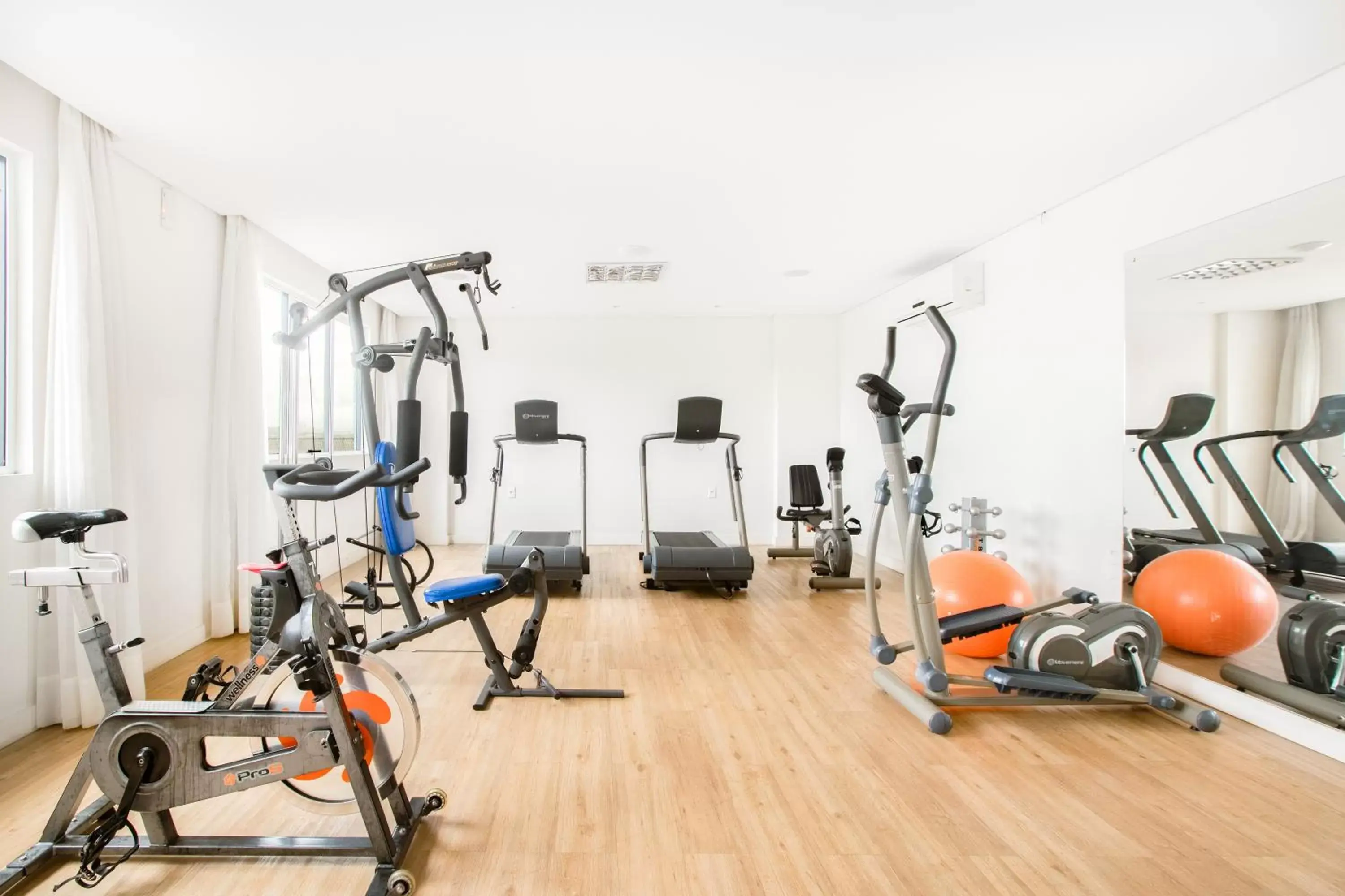 Fitness centre/facilities in Iate Hotel Centro Florianópolis Fitness centre/facilities in Iate Hotel Centro Florianópolis