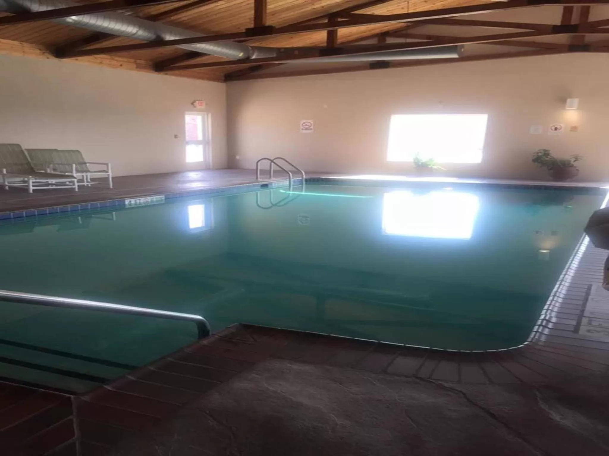 Property building in Microtel Inn & Suites by Wyndham Quincy Downtown - River Area