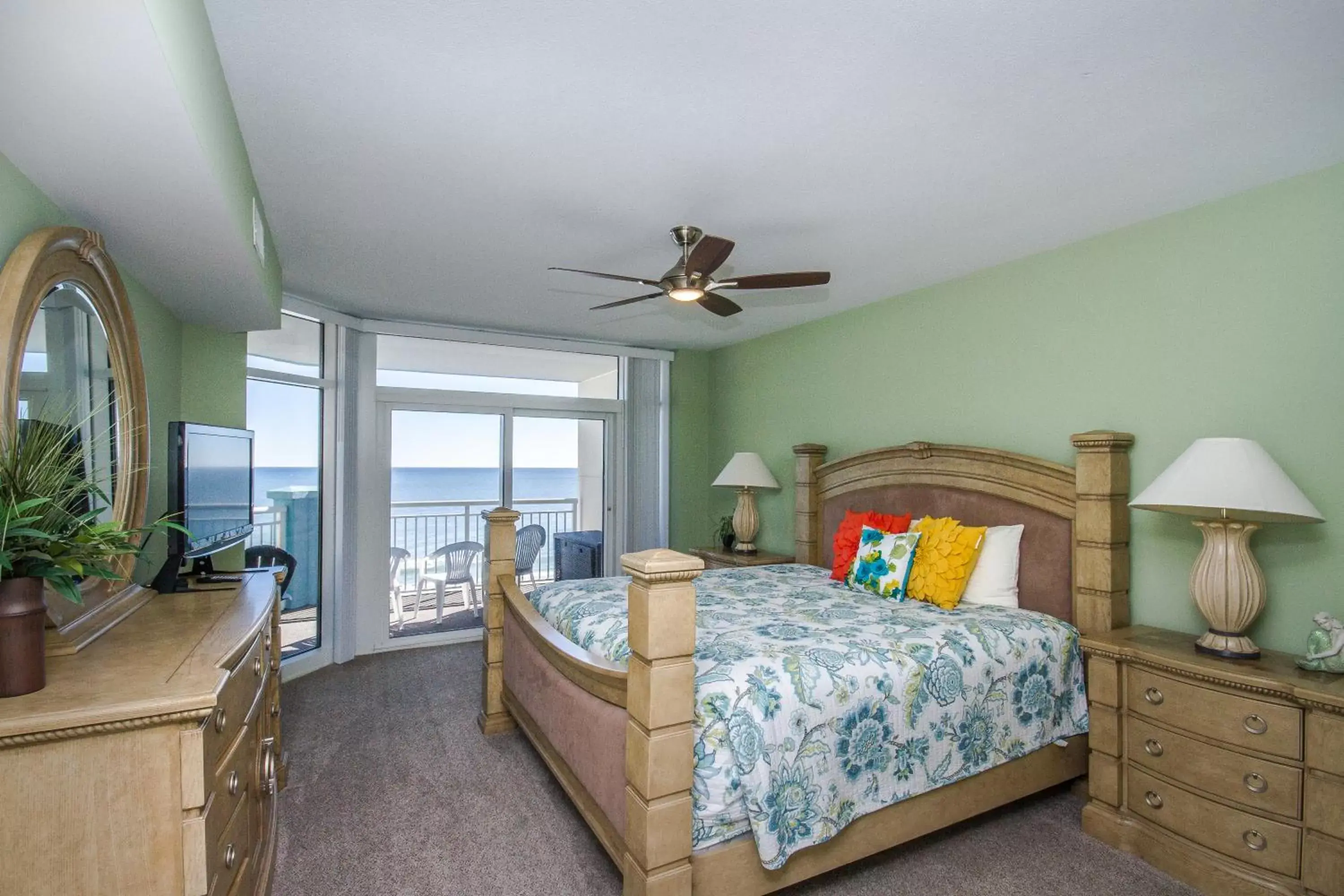 Bedroom in Beach Vacation Condos South