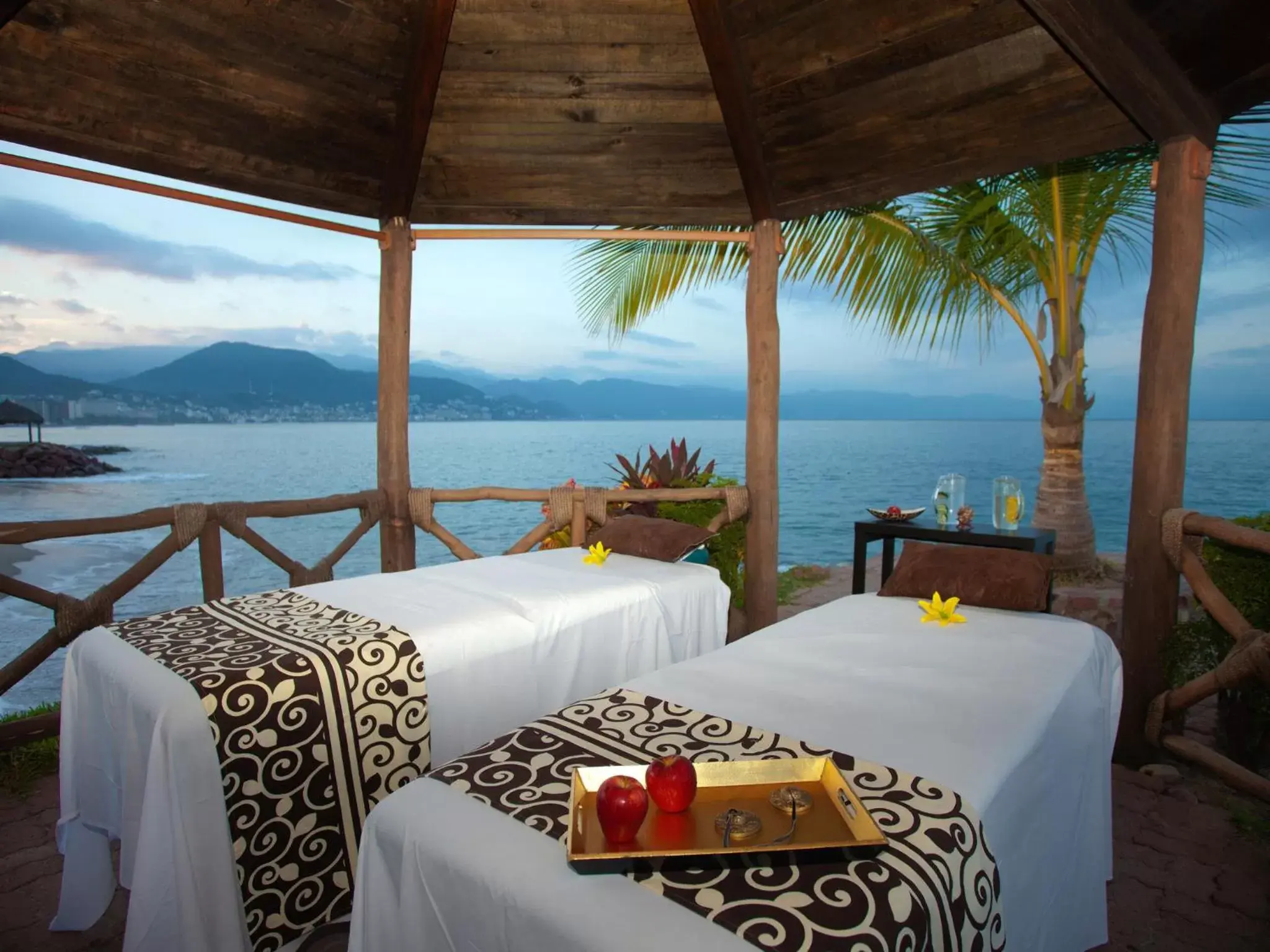 Spa and wellness centre/facilities, Bed in Villa del Palmar Beach Resort & Spa Puerto Vallarta Spa and wellness centre/facilities, Bed in Villa del Palmar Beach Resort & Spa Puerto Vallarta