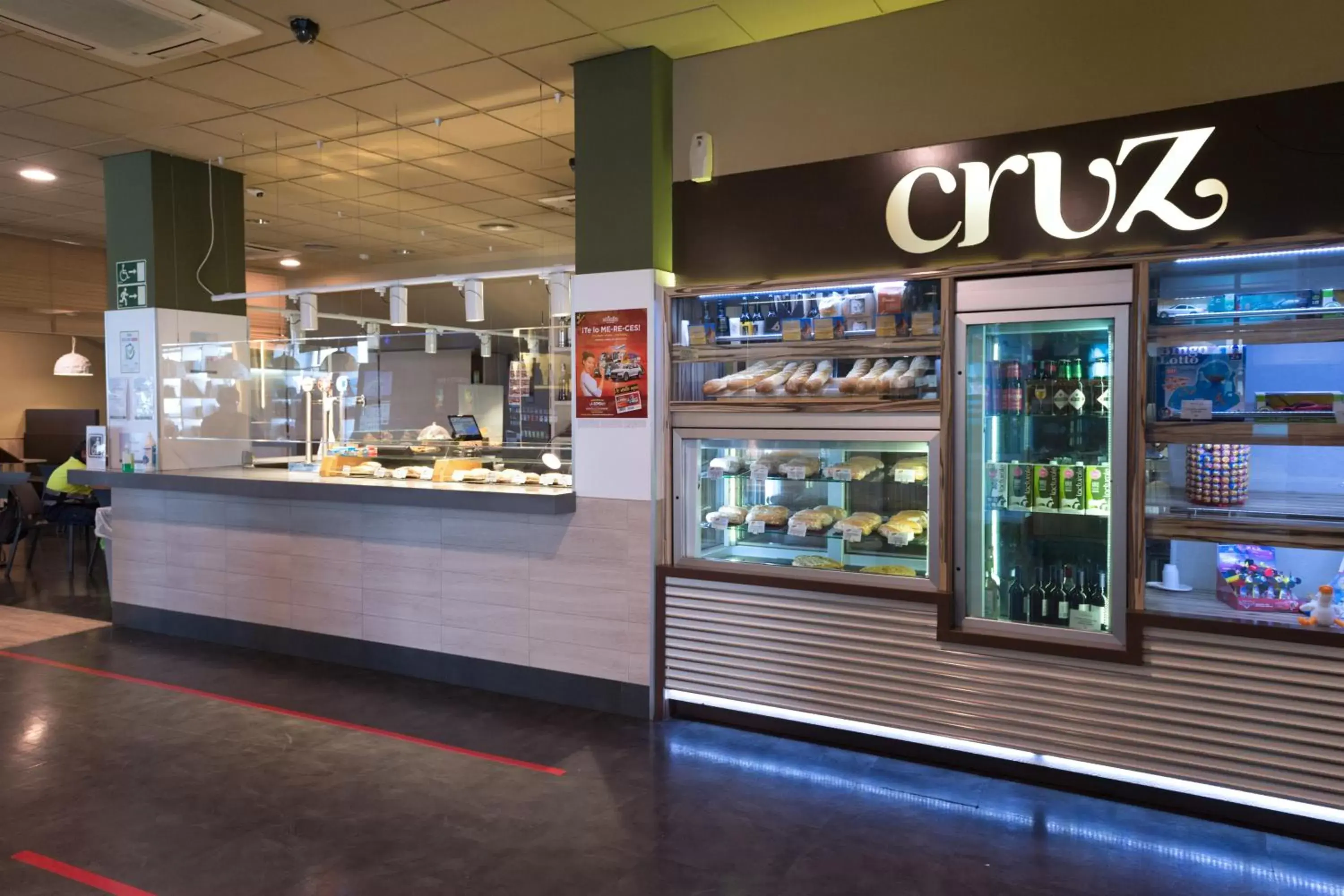 Food and drinks in Hotel Luze El Villa Food and drinks in Hotel Luze El Villa