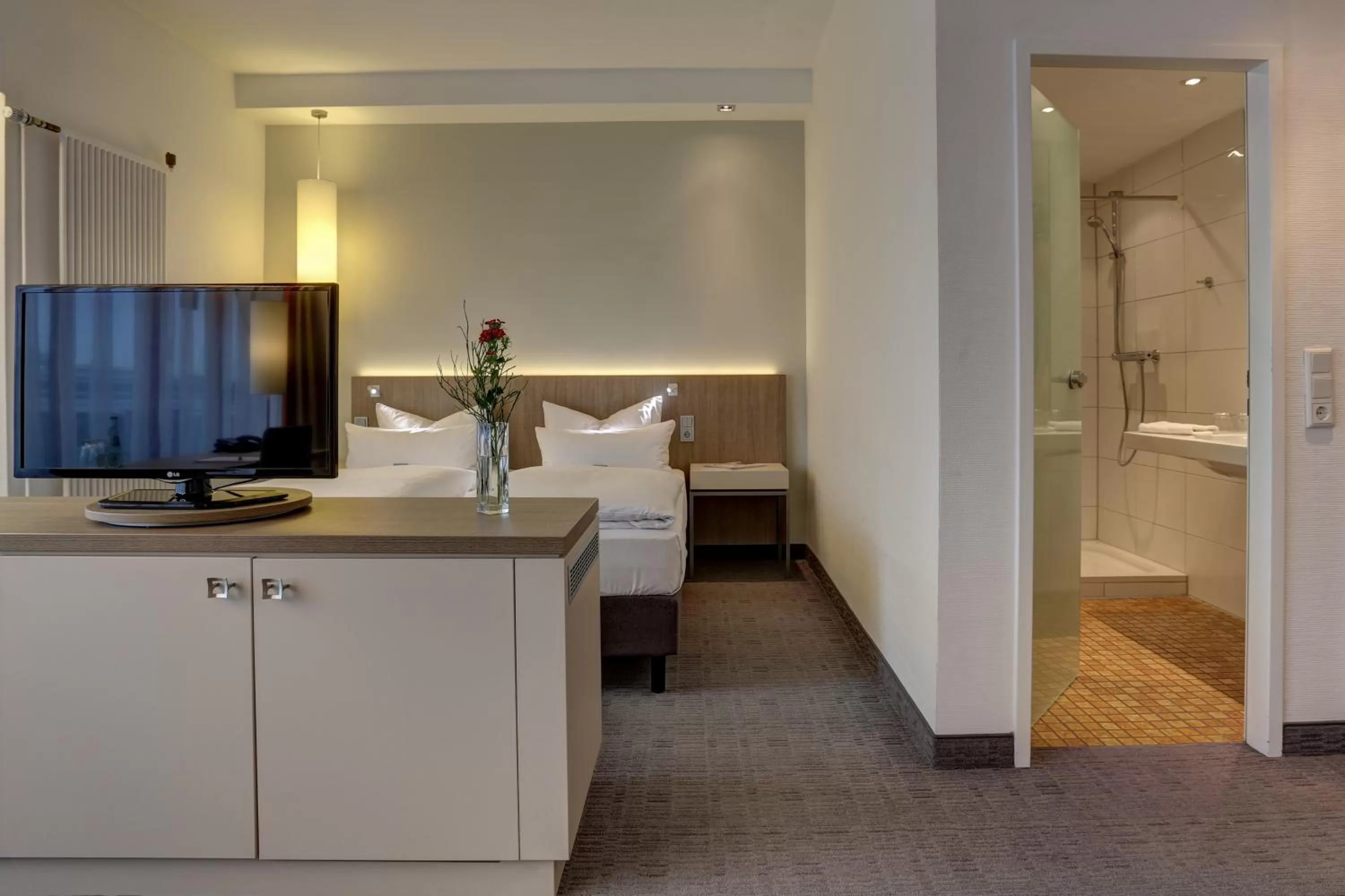 Shower in Centro Hotel Kommerz