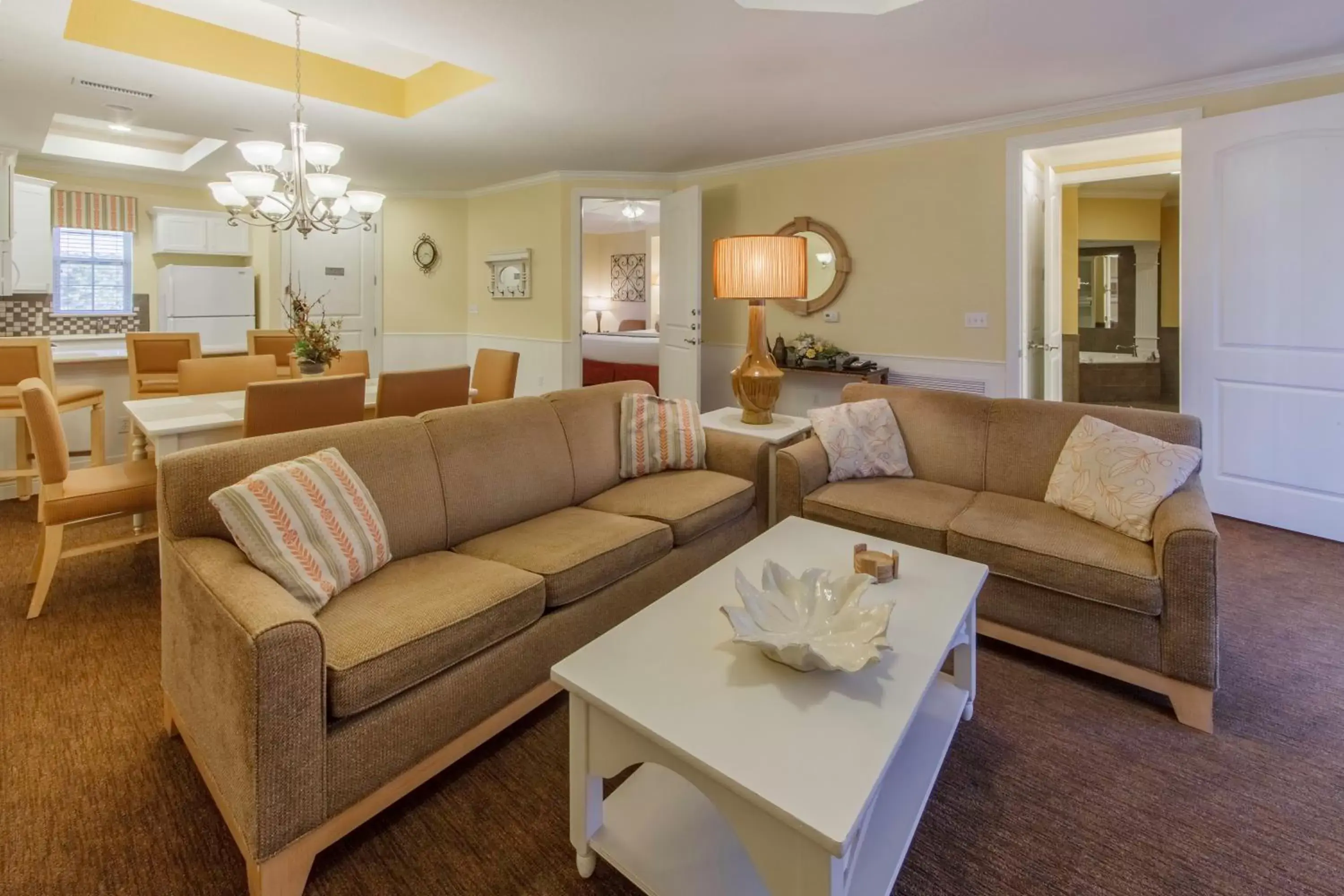 Photo of the whole room, Seating Area in Holiday Inn Club Vacations Piney Shores Resort at Lake Conroe