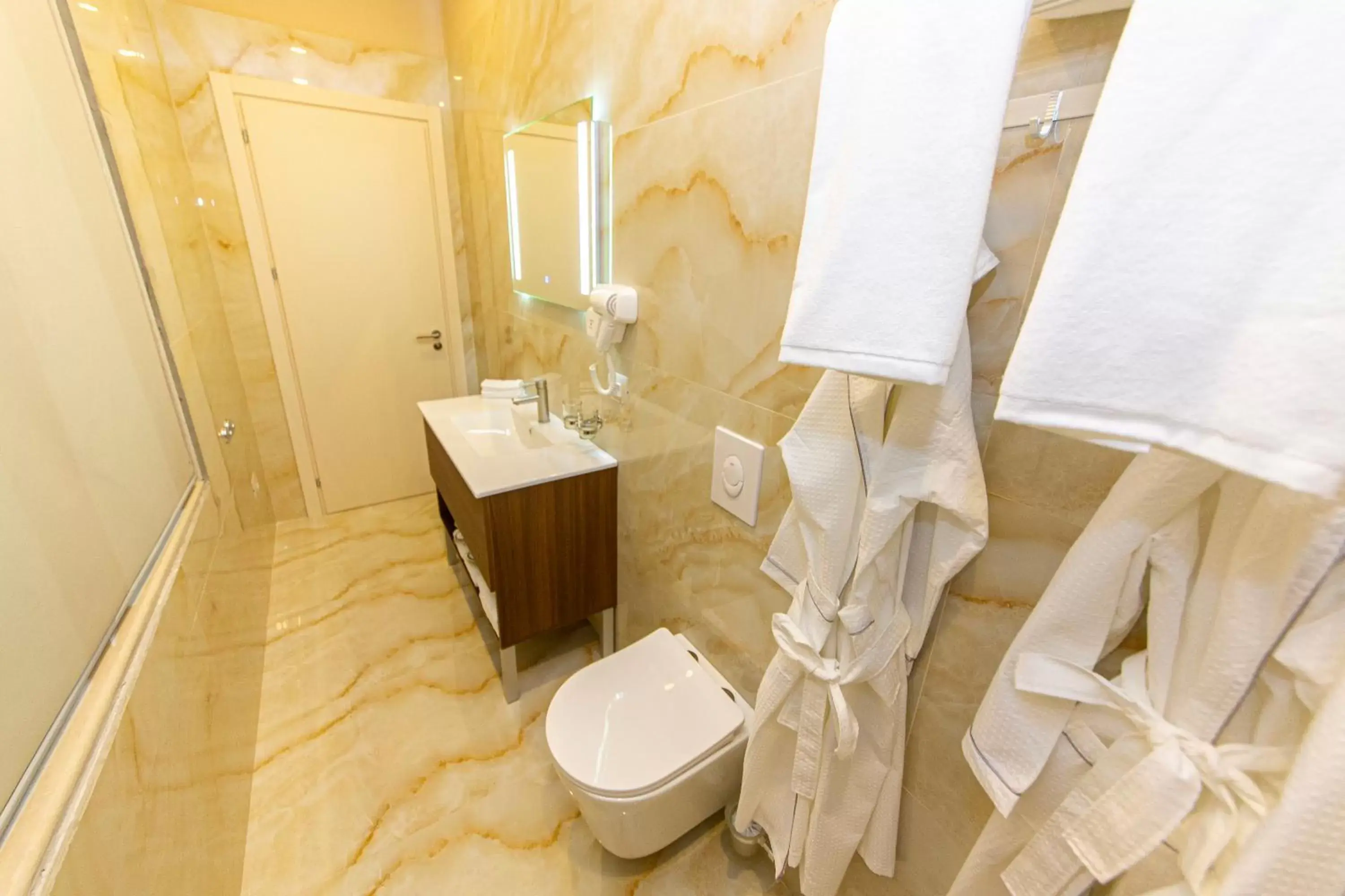 Bathroom in Hotel Colombo