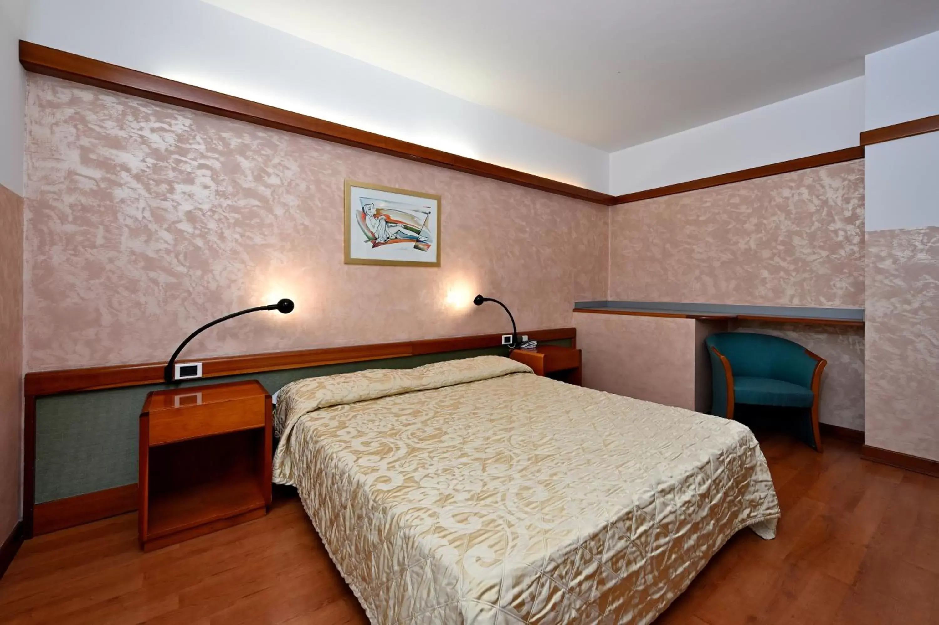 Bed in Hotel Italia