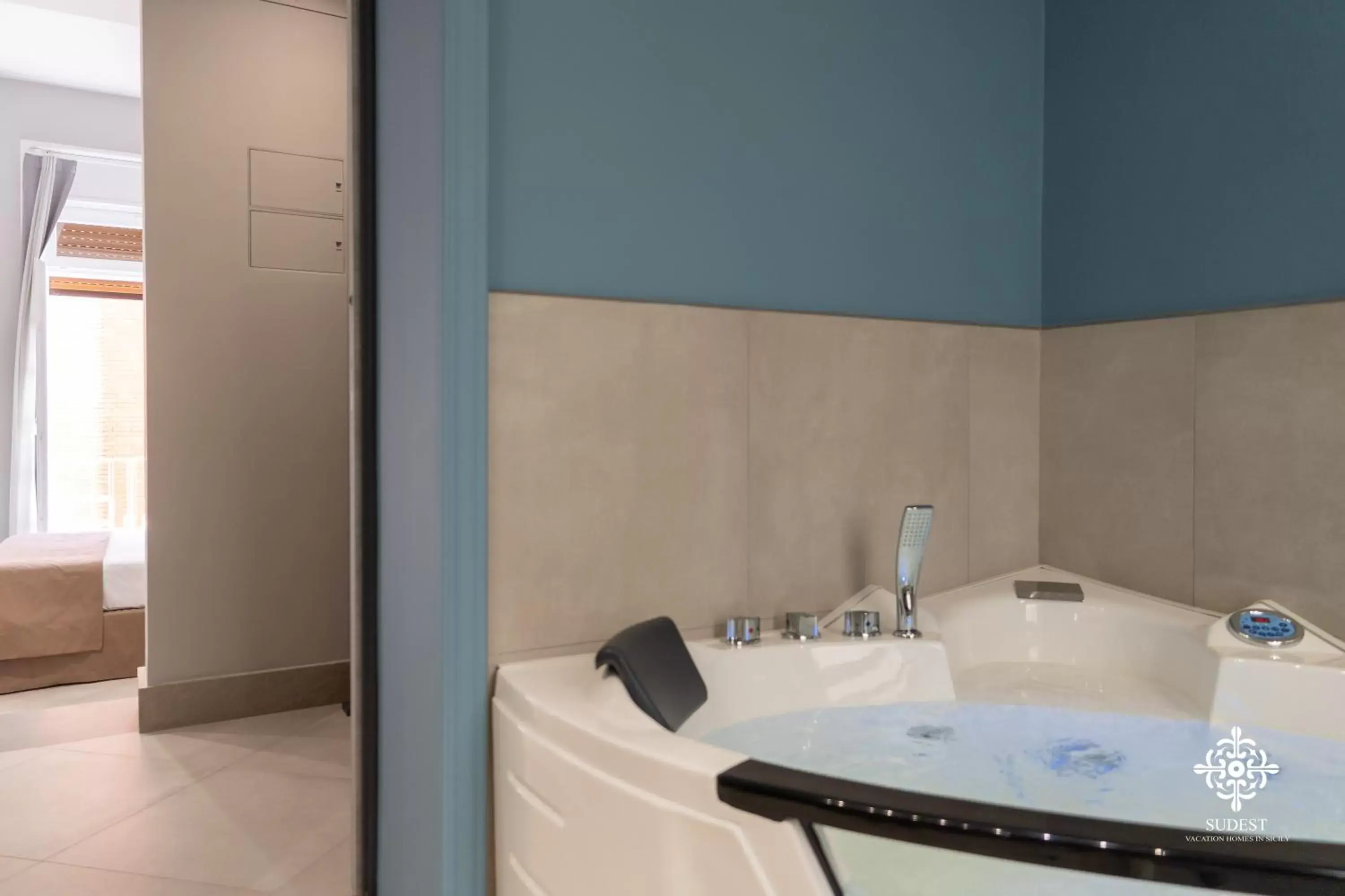 Toilet, Bathroom in Matteotti Luxury Residence