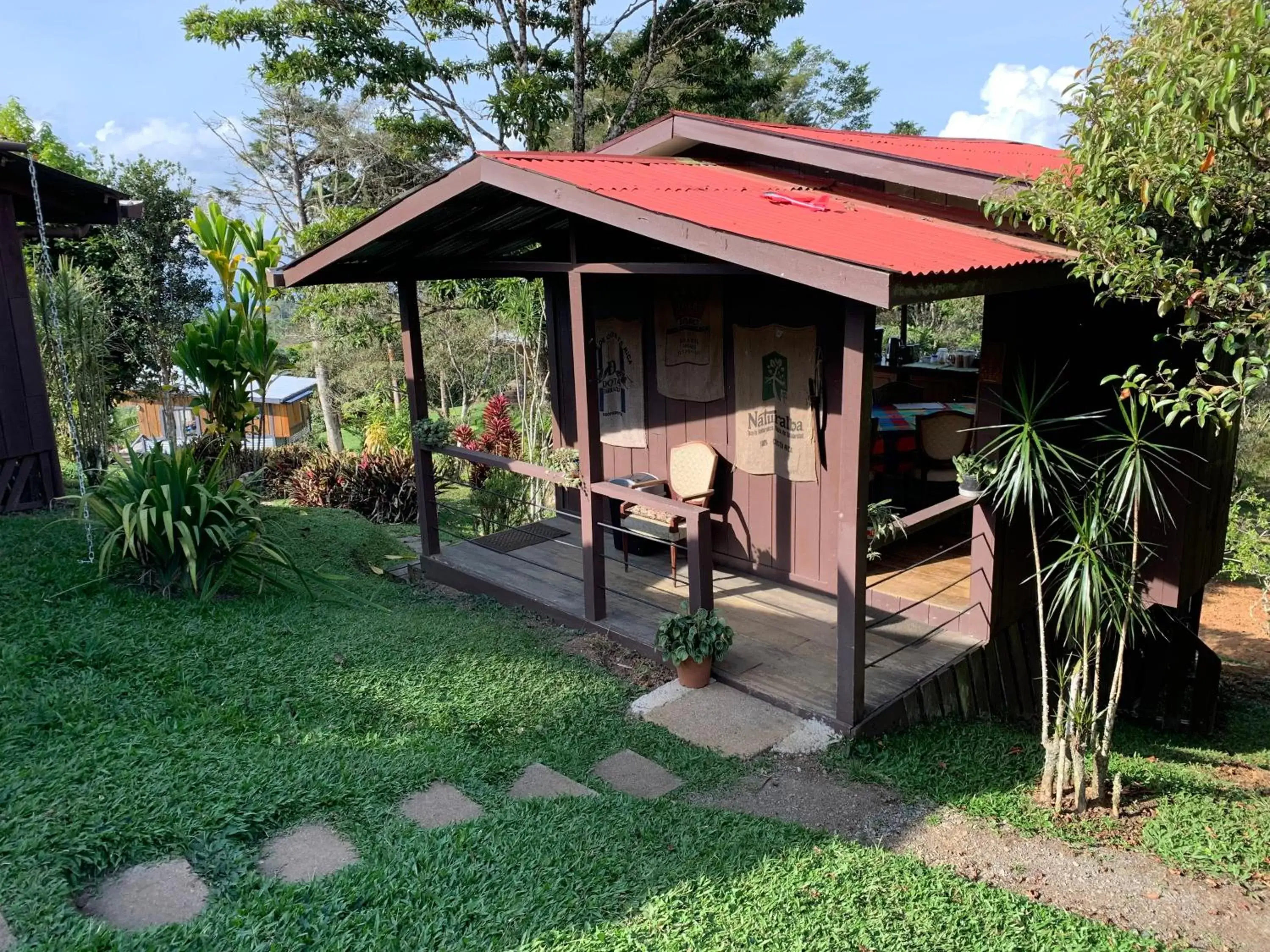 Garden in The Lodge at Reventazon River Mountain Ranch