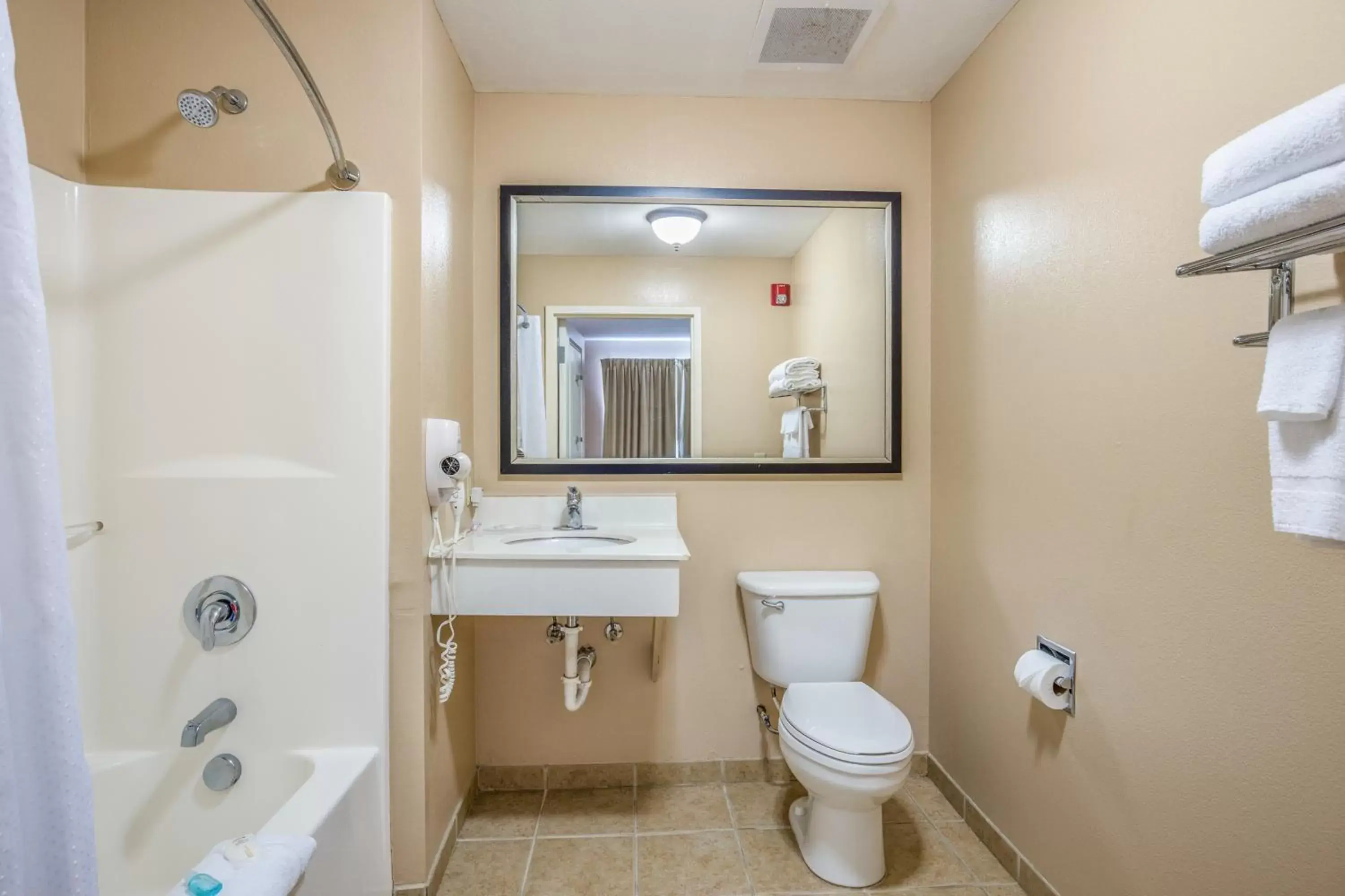 Bathroom in MainStay Suites Port Saint Joe