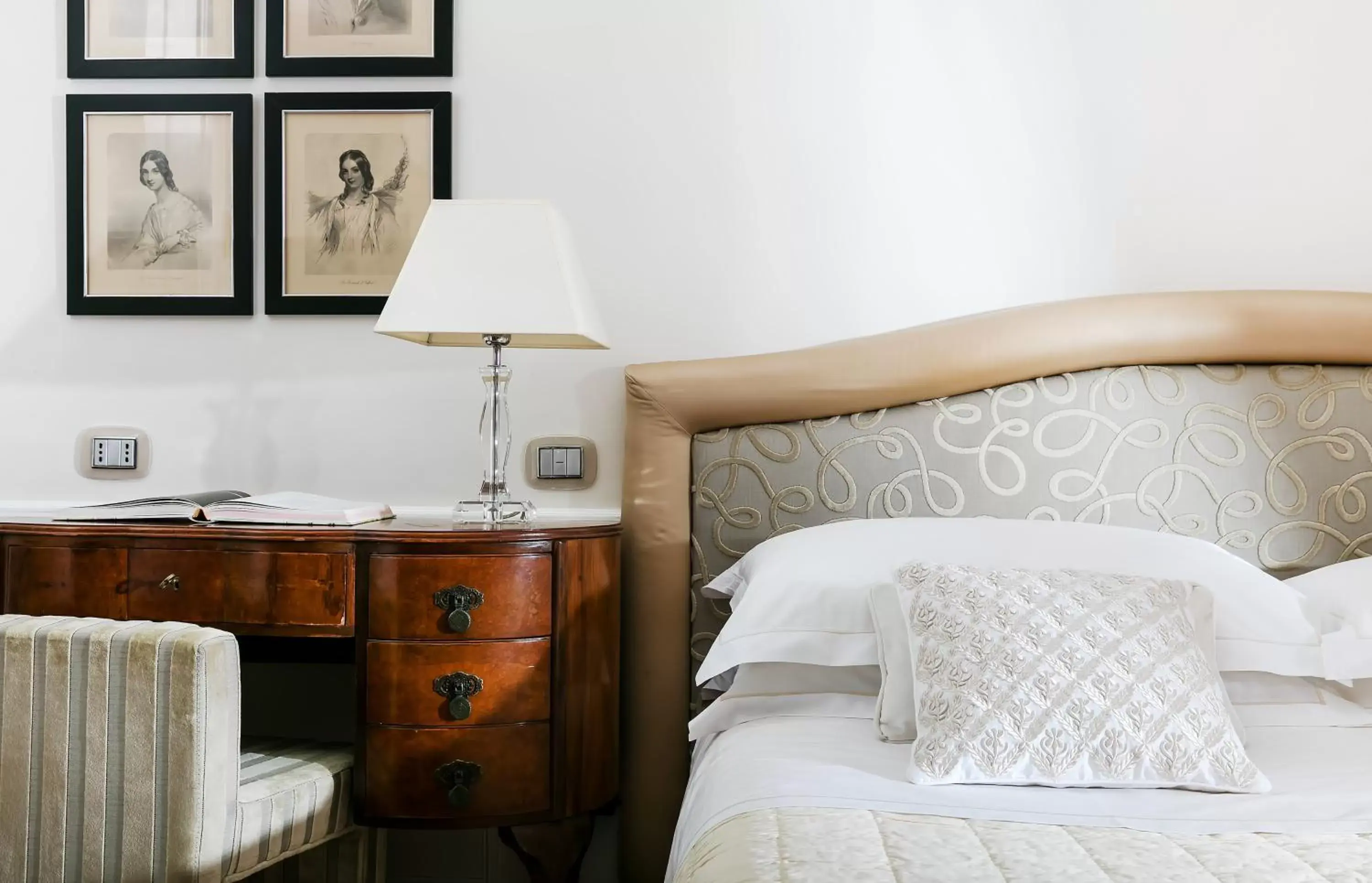 Bed in La Medusa Hotel - Dimora di Charme Bed in La Medusa Hotel - Dimora di Charme