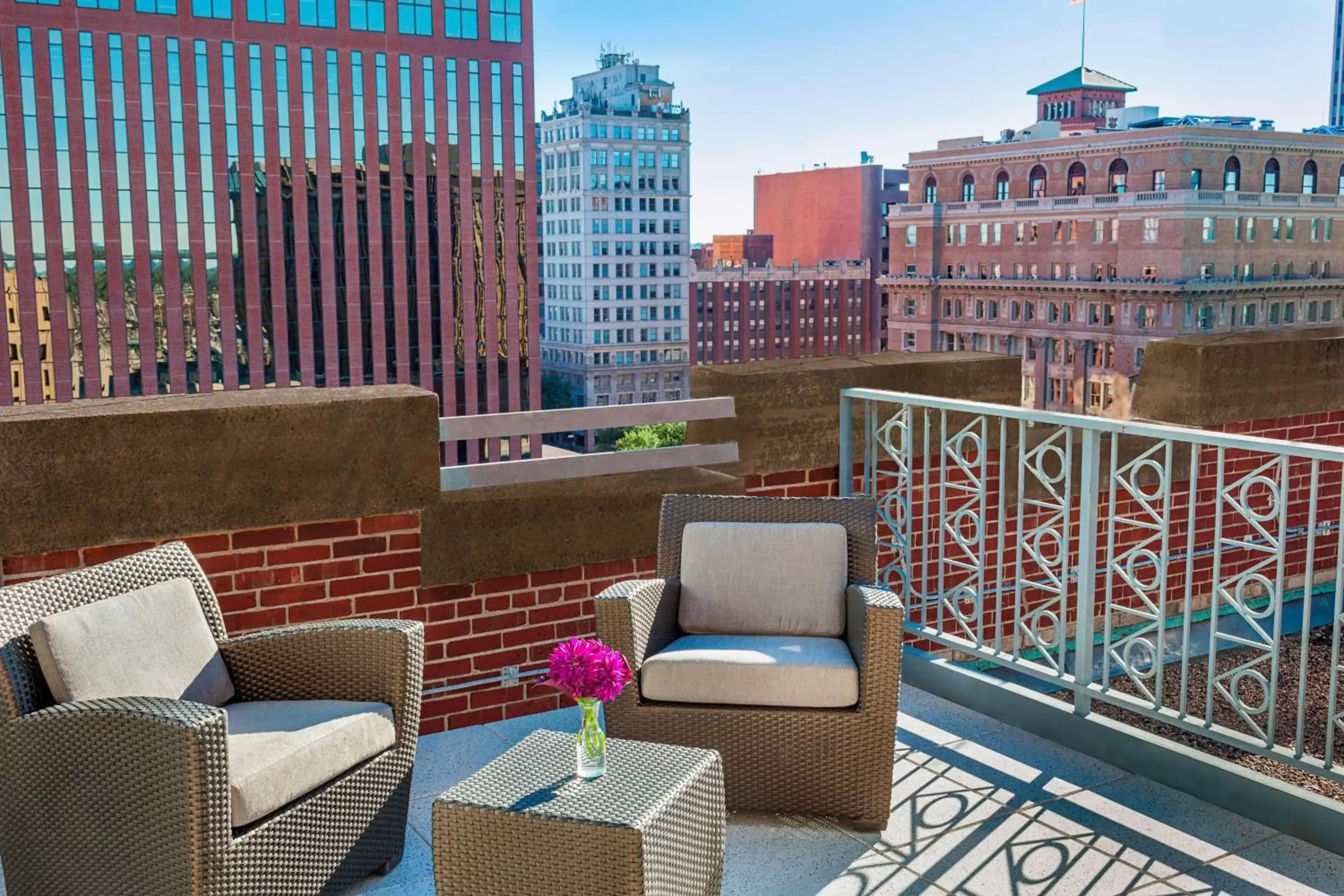 Photo of the whole room, Balcony/Terrace in Residence Inn by Marriott Omaha Downtown Old Market Area