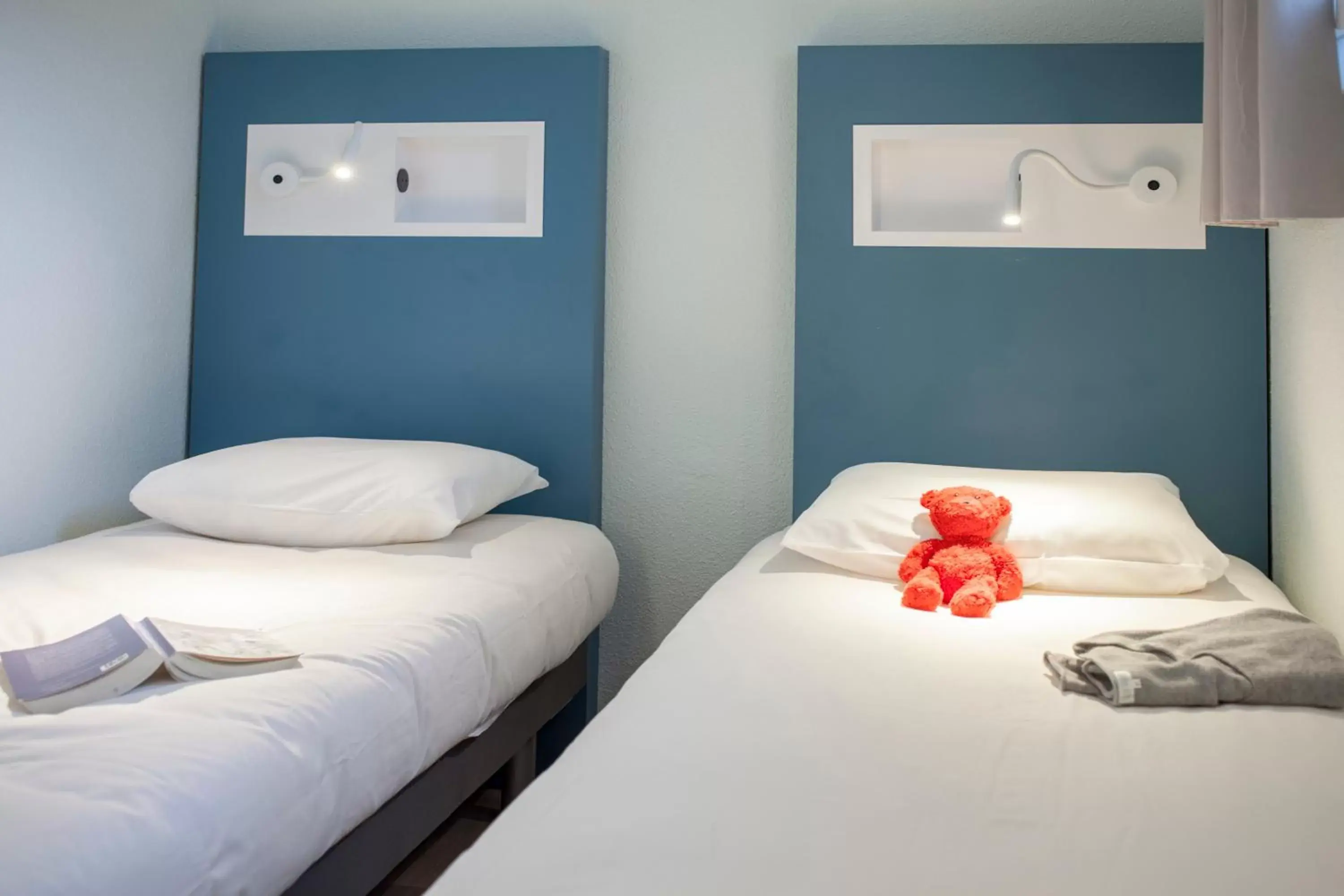 Bed in ibis budget Bordeaux Est Lormont