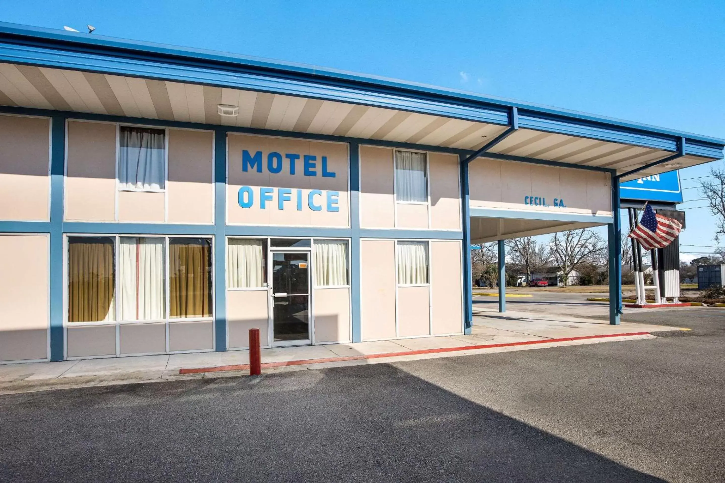 Property building in Rodeway Inn Property building in Rodeway Inn