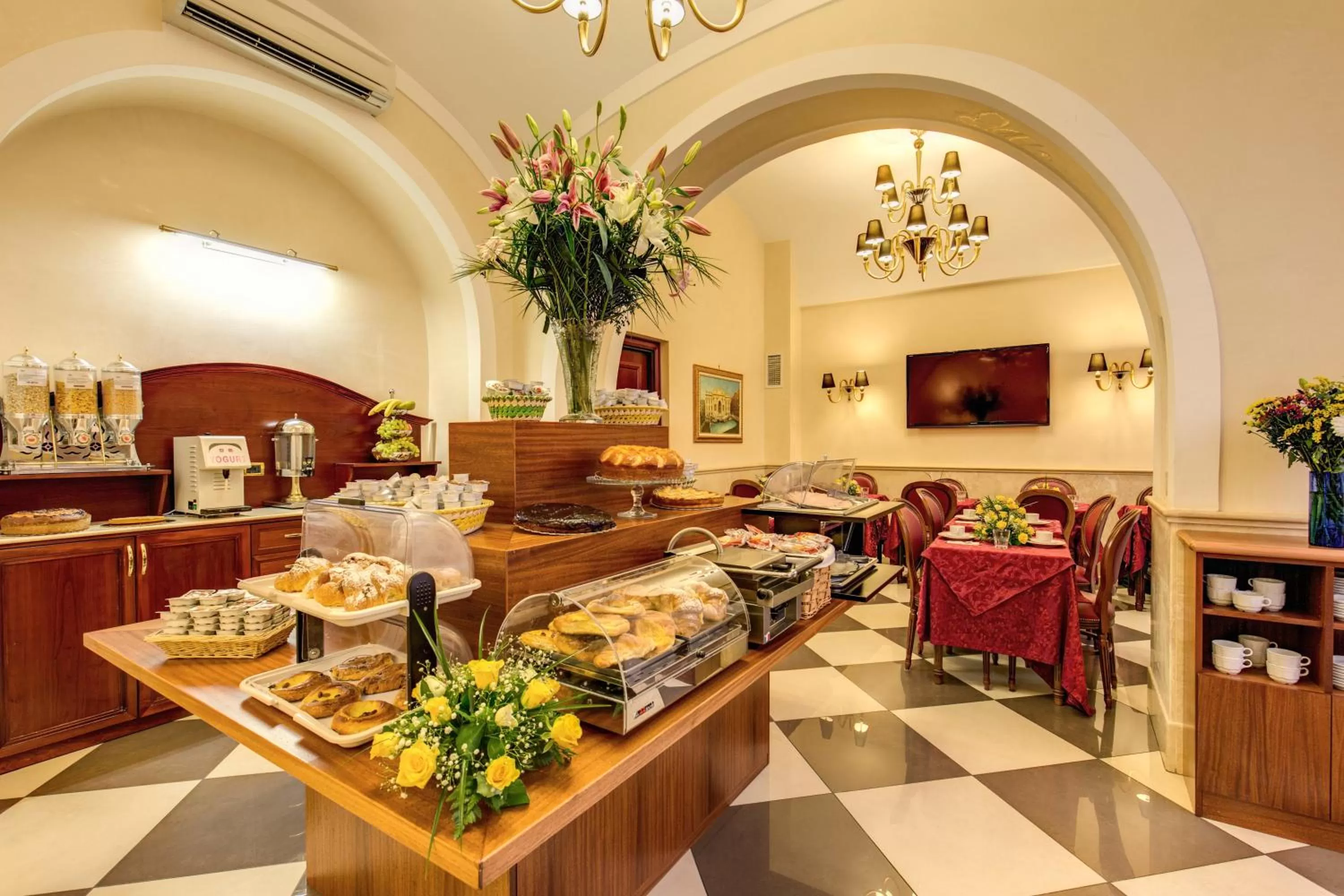 Food in Hotel Contilia