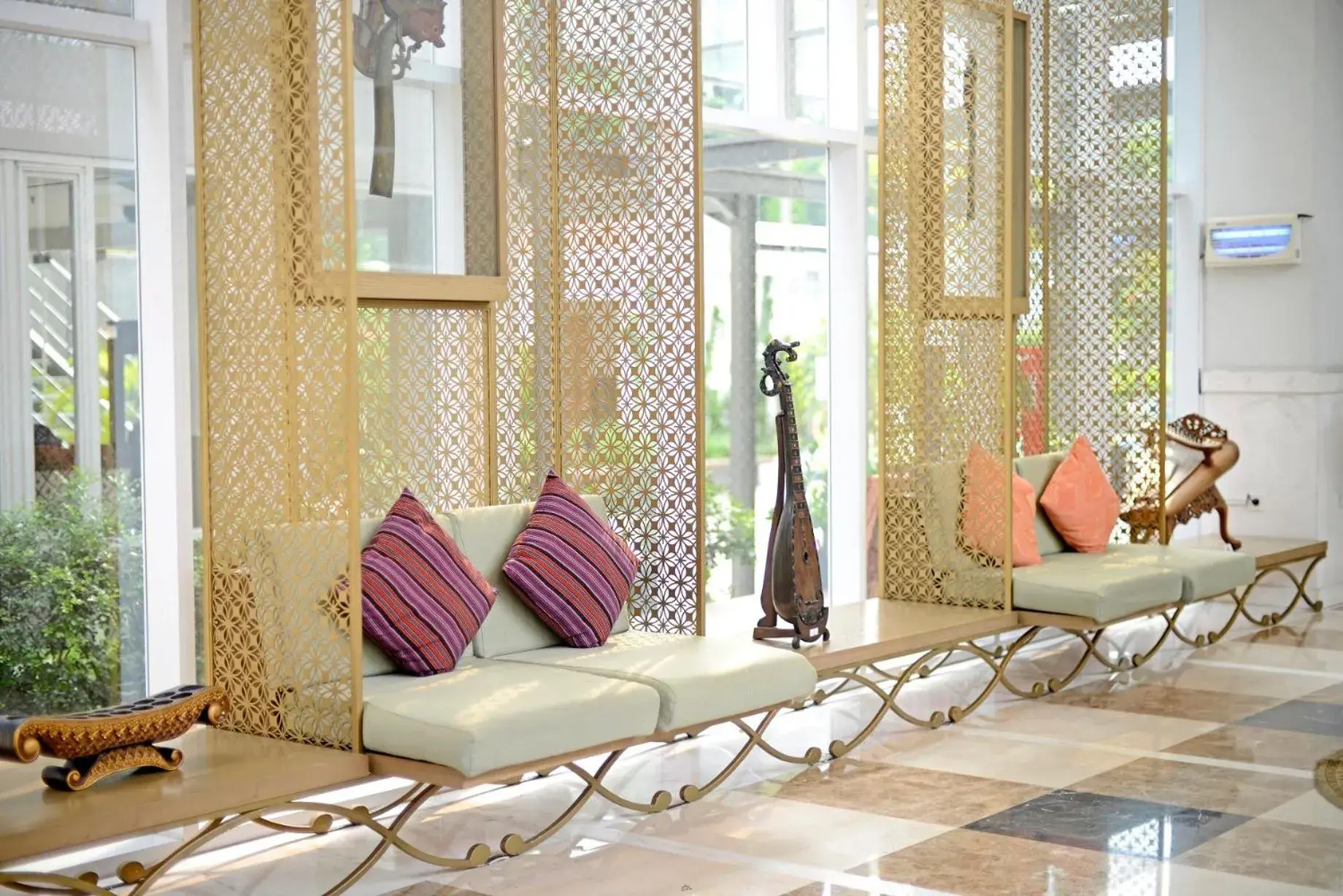 Lobby or reception in La Lisa Hotel Surabaya Lobby or reception in La Lisa Hotel Surabaya