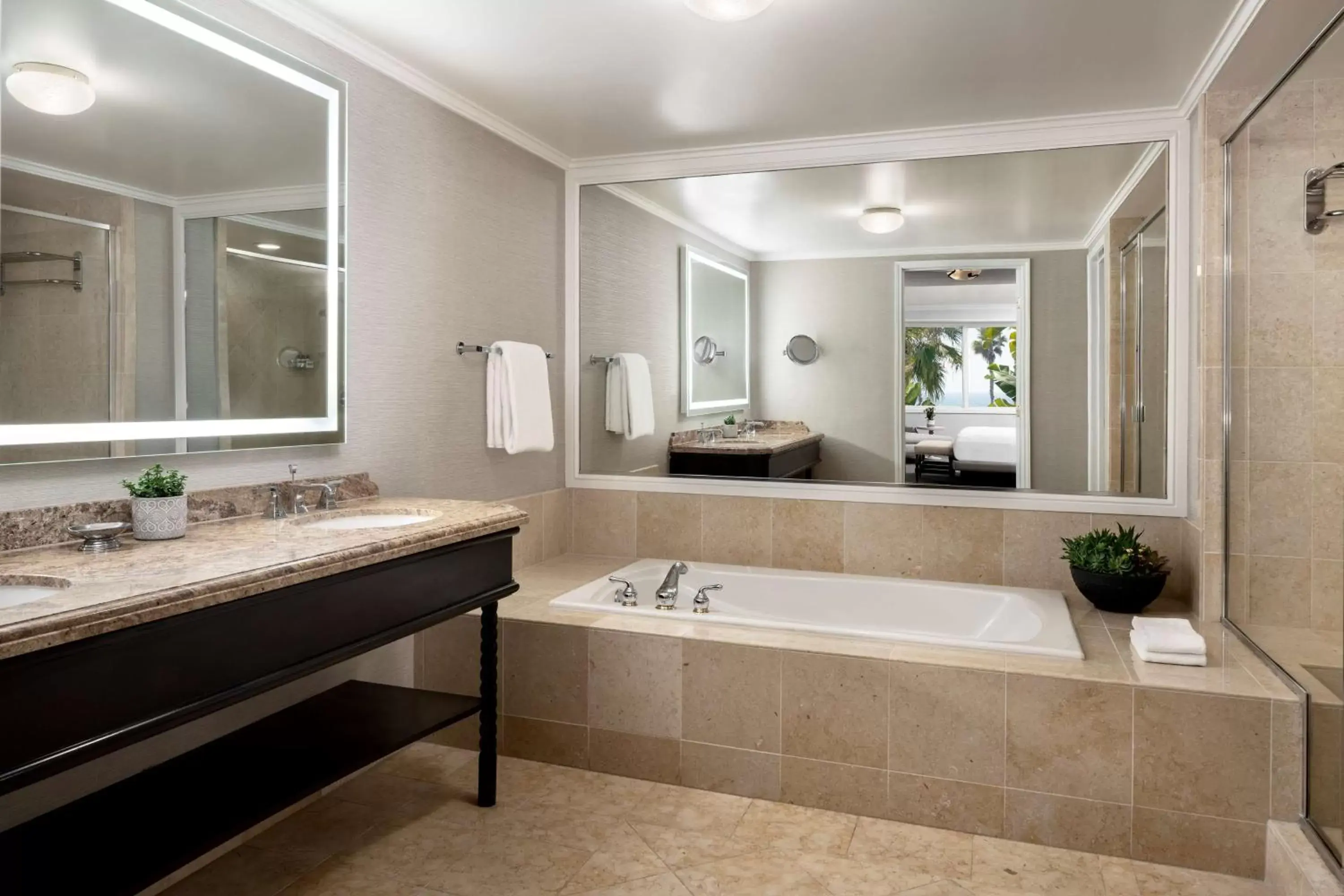 Bathroom in Hyatt Regency Huntington Beach Resort and Spa