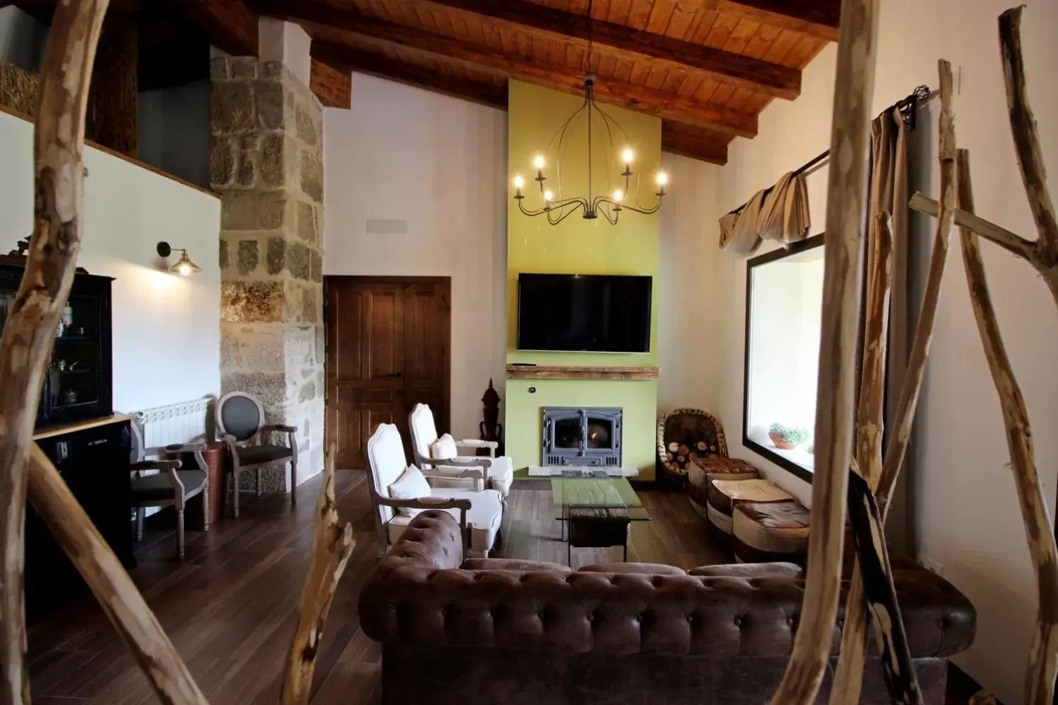Communal lounge/ TV room, Seating Area in Hotel Rural San Giles