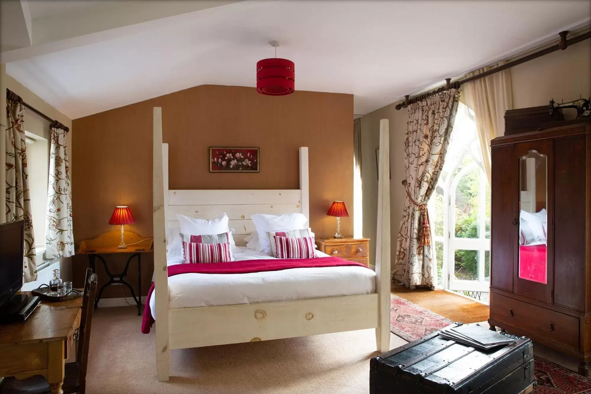 Bedroom, Bed in Augill Castle