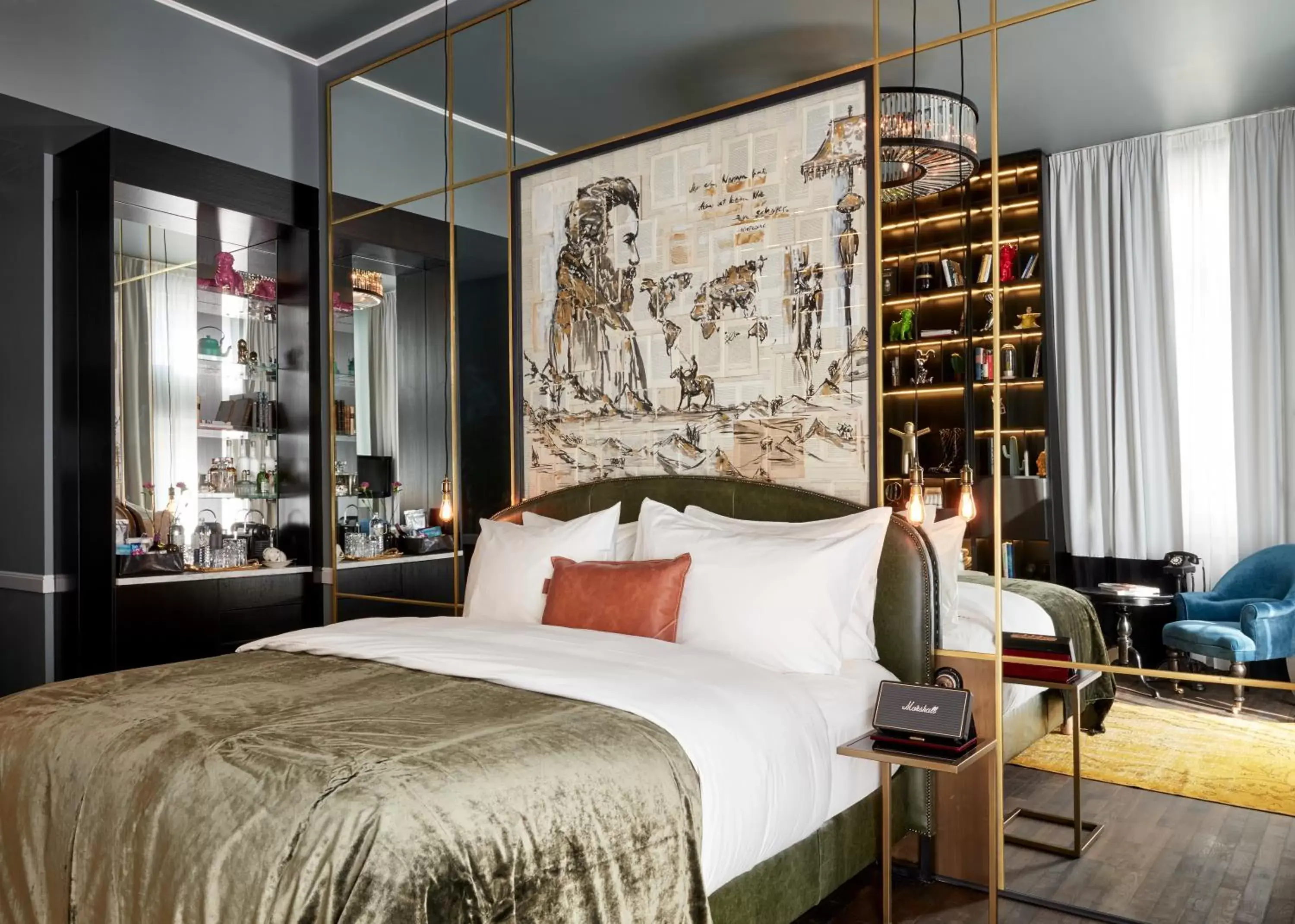 Photo of the whole room, Bed in Sir Savigny Hotel, Berlin, a Member of Design Hotels