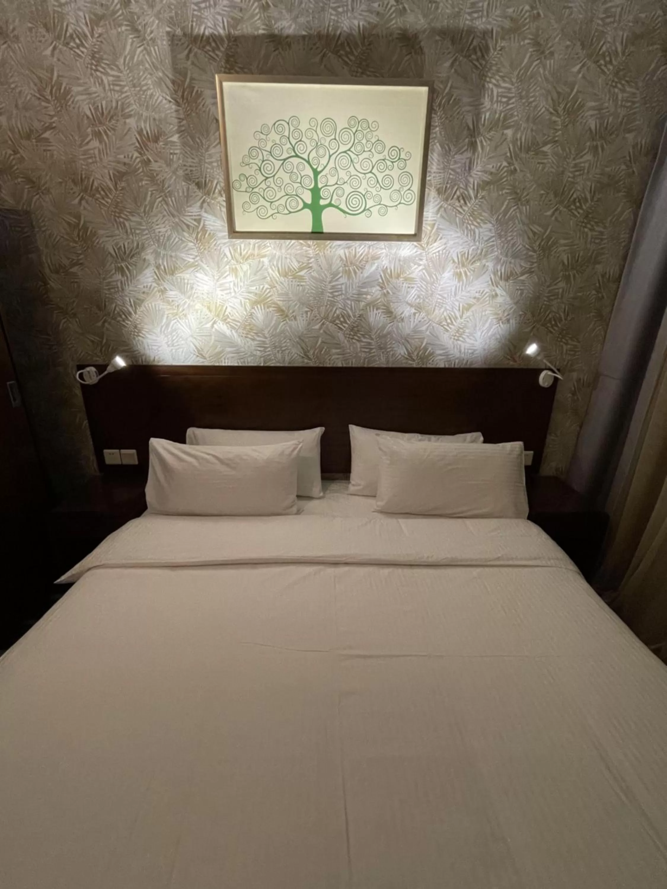 Bed in City Centre Hotel