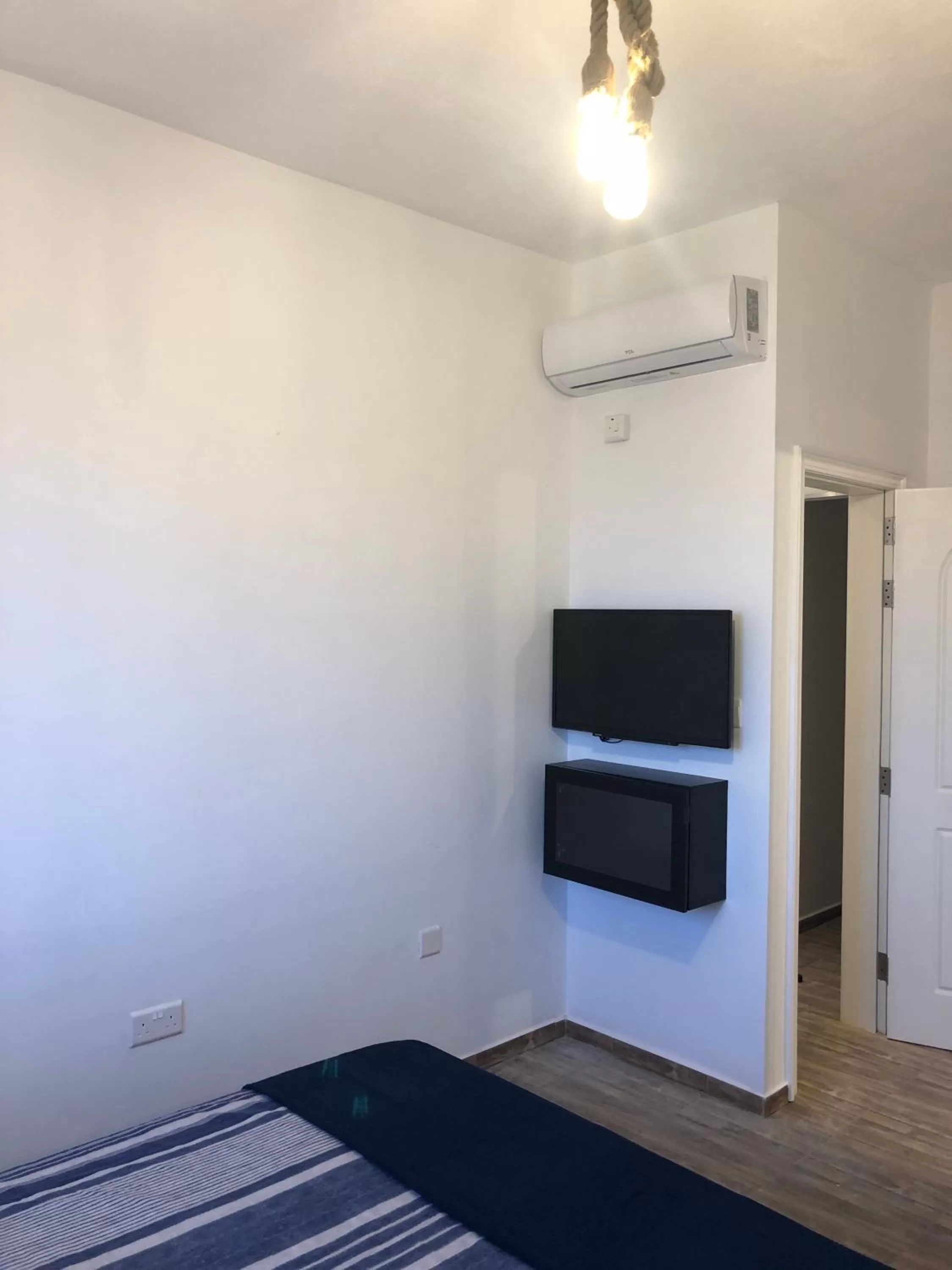 TV and multimedia in Nautilus Boutique Townhouse