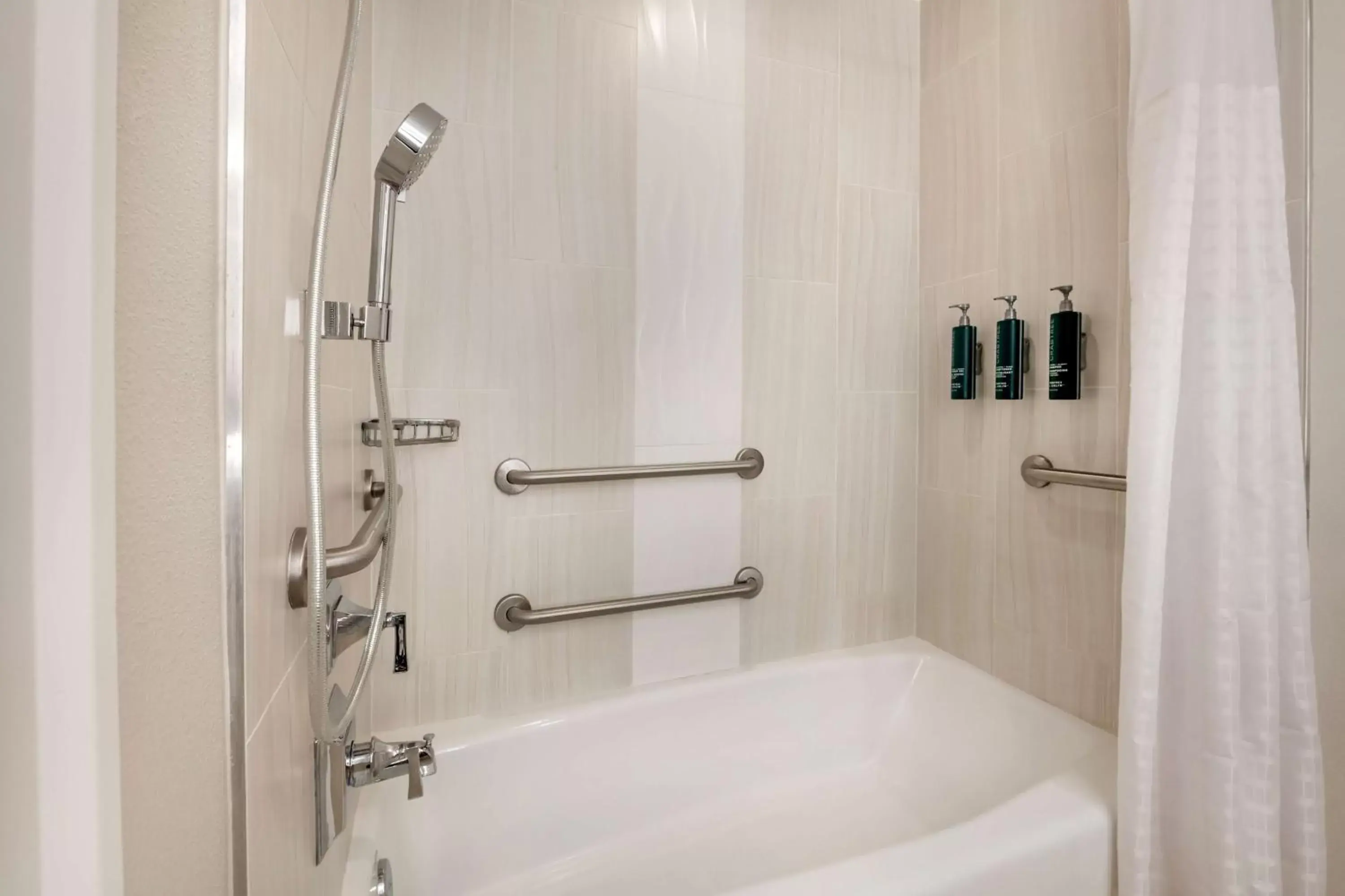Bathroom in Hilton Grand Vacations Club Las Palmeras Orlando
