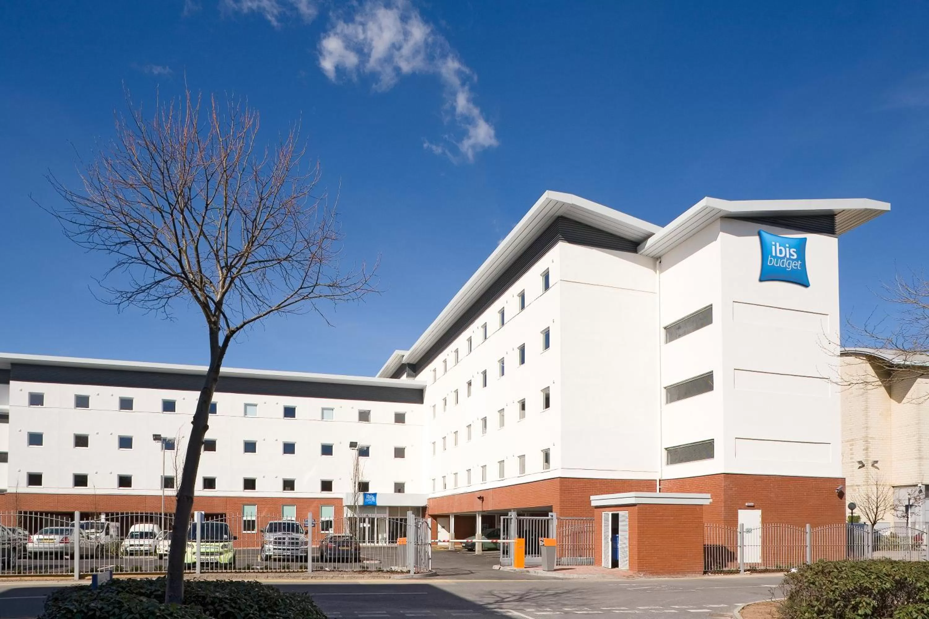 Facade/entrance, Property Building in ibis budget Cardiff Centre