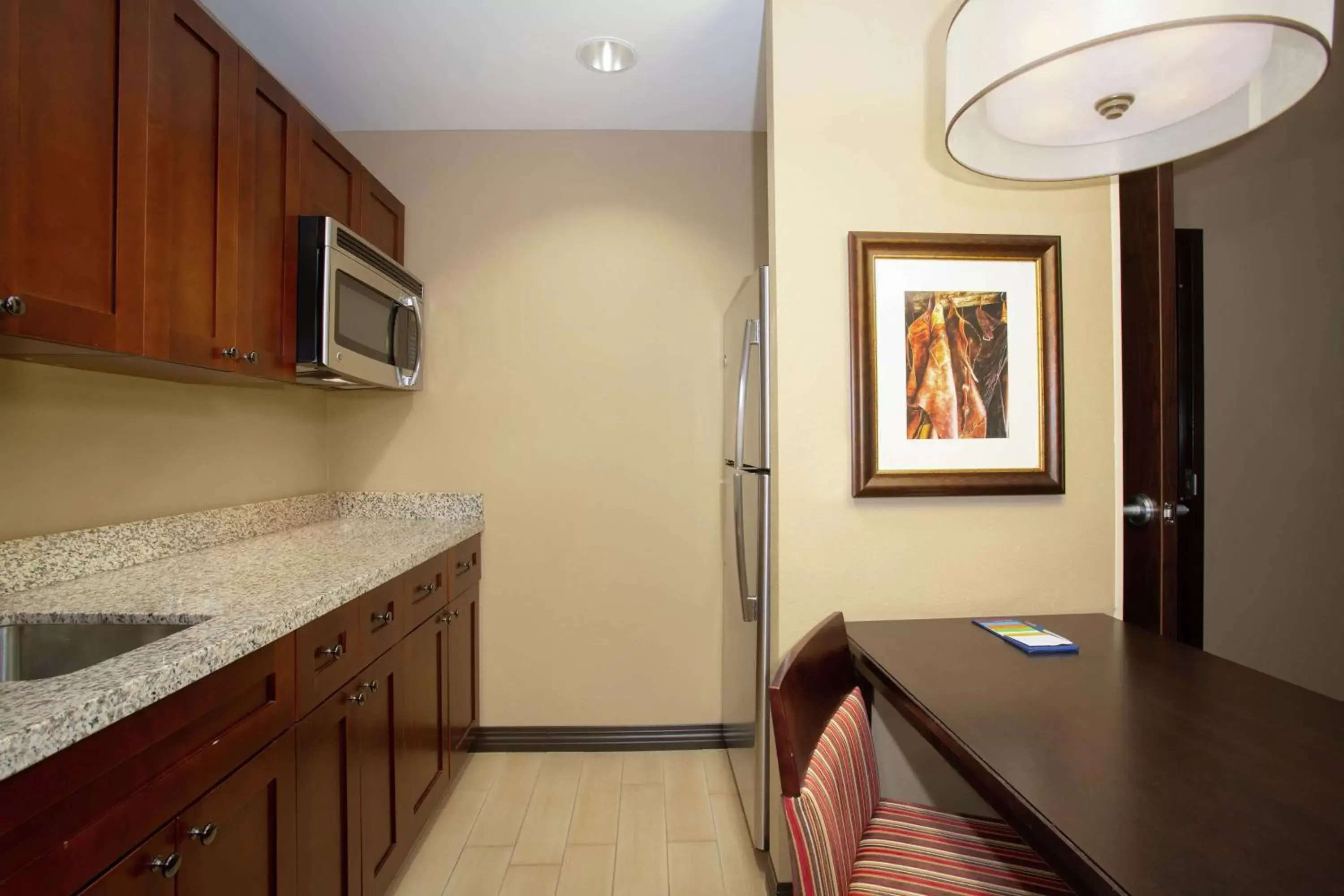 Kitchen or kitchenette, Kitchen/Kitchenette in Hampton Inn & Suites I-35/Mulvane