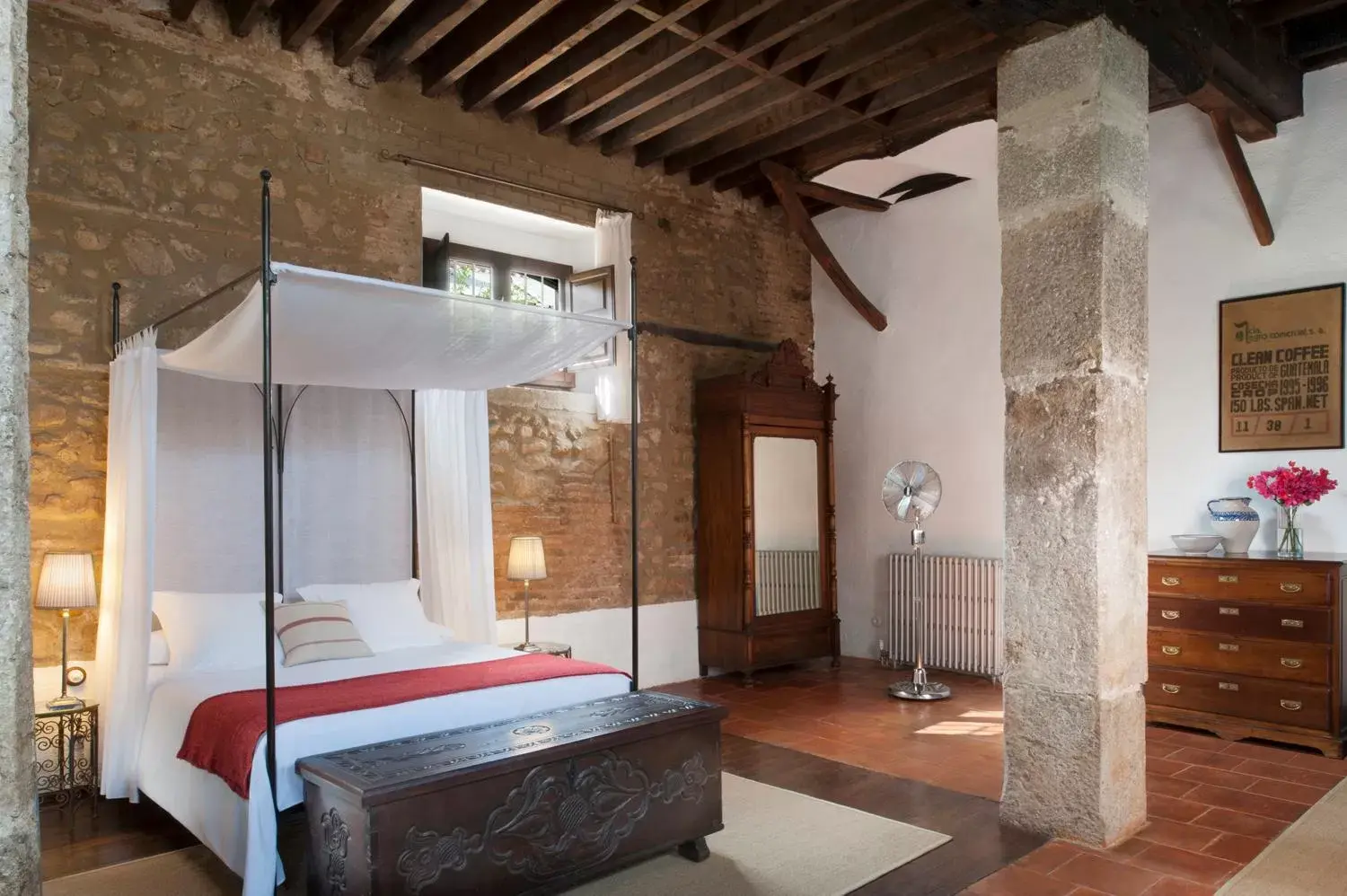 Bedroom, Bed in Hotel Cortijo del Marqués Bedroom, Bed in Hotel Cortijo del Marqués