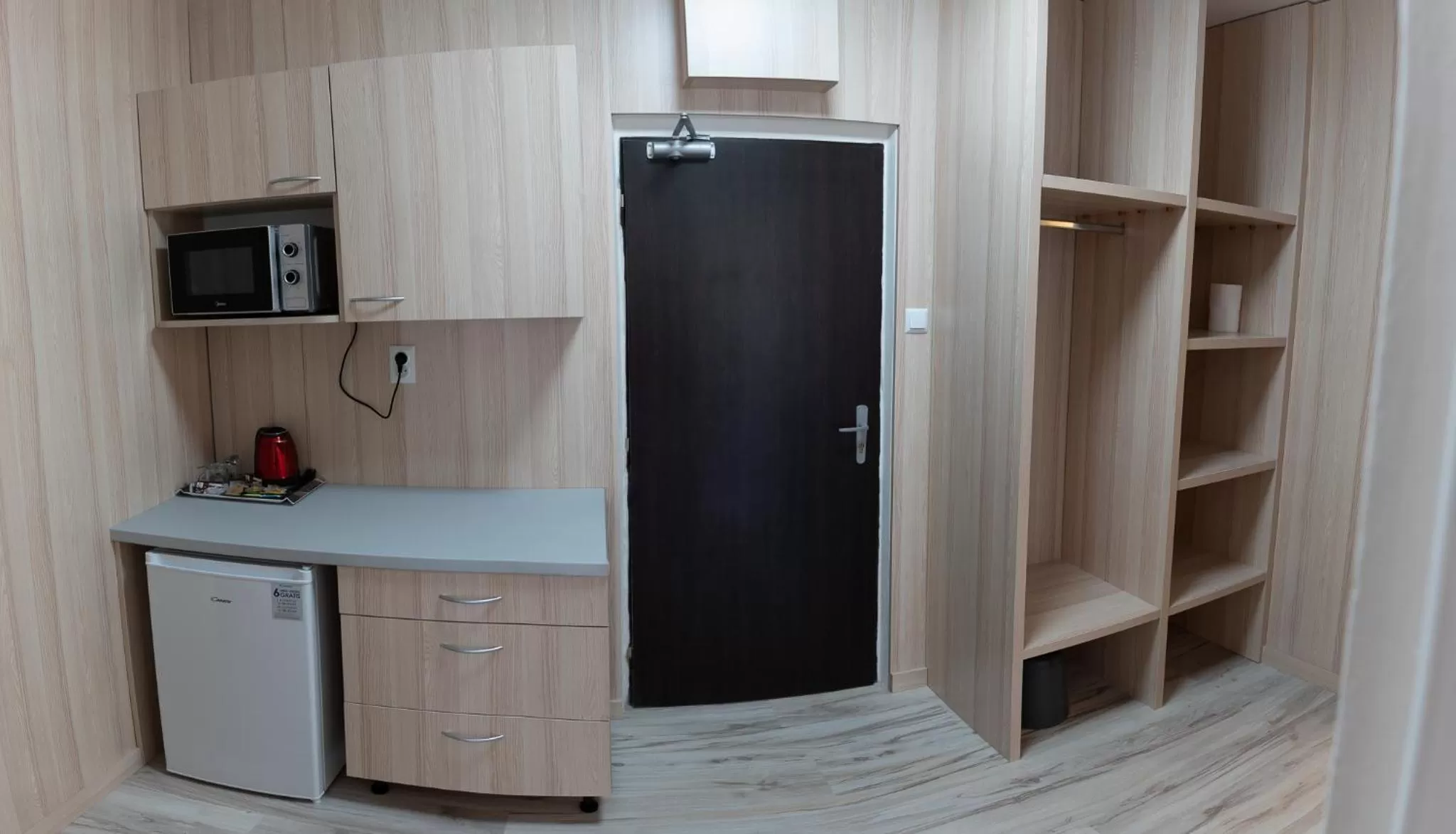 Coffee/tea facilities in Hotel Garni