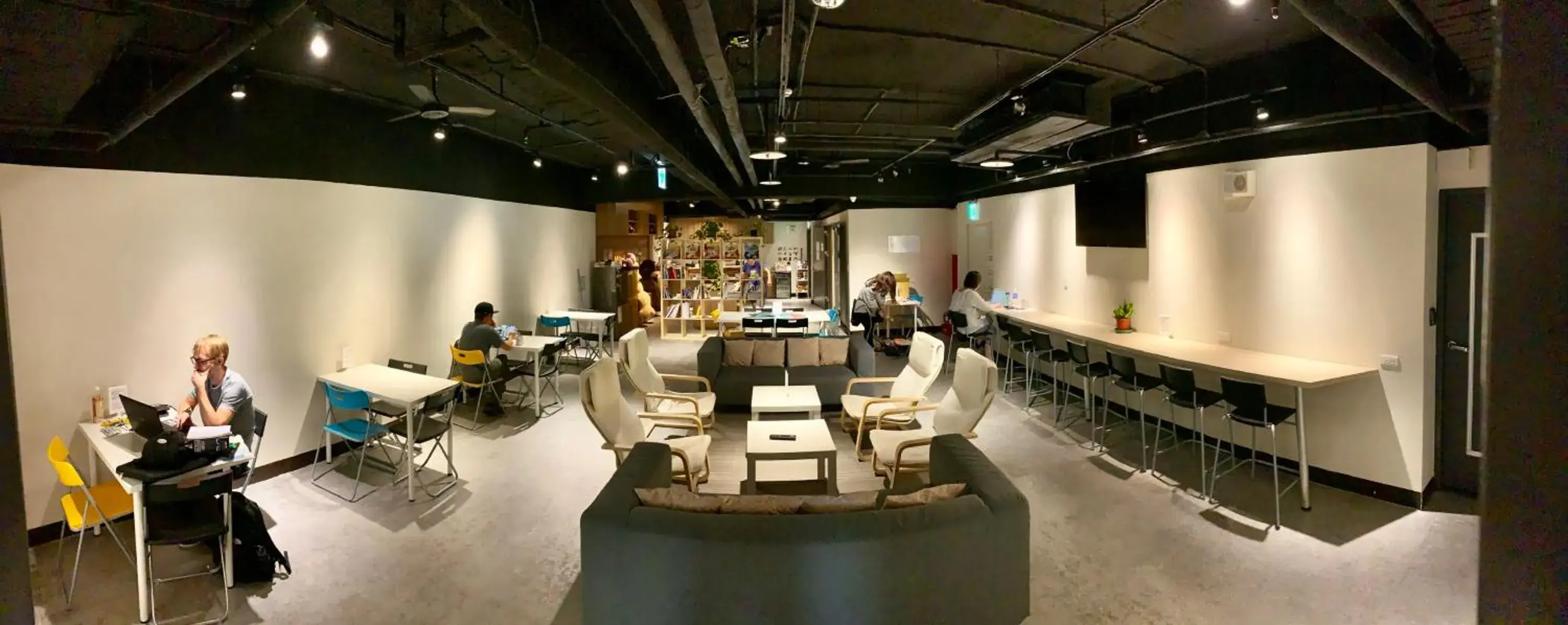 Banquet/Function facilities in Cavemen Hostel Taipei Station Youth Branch