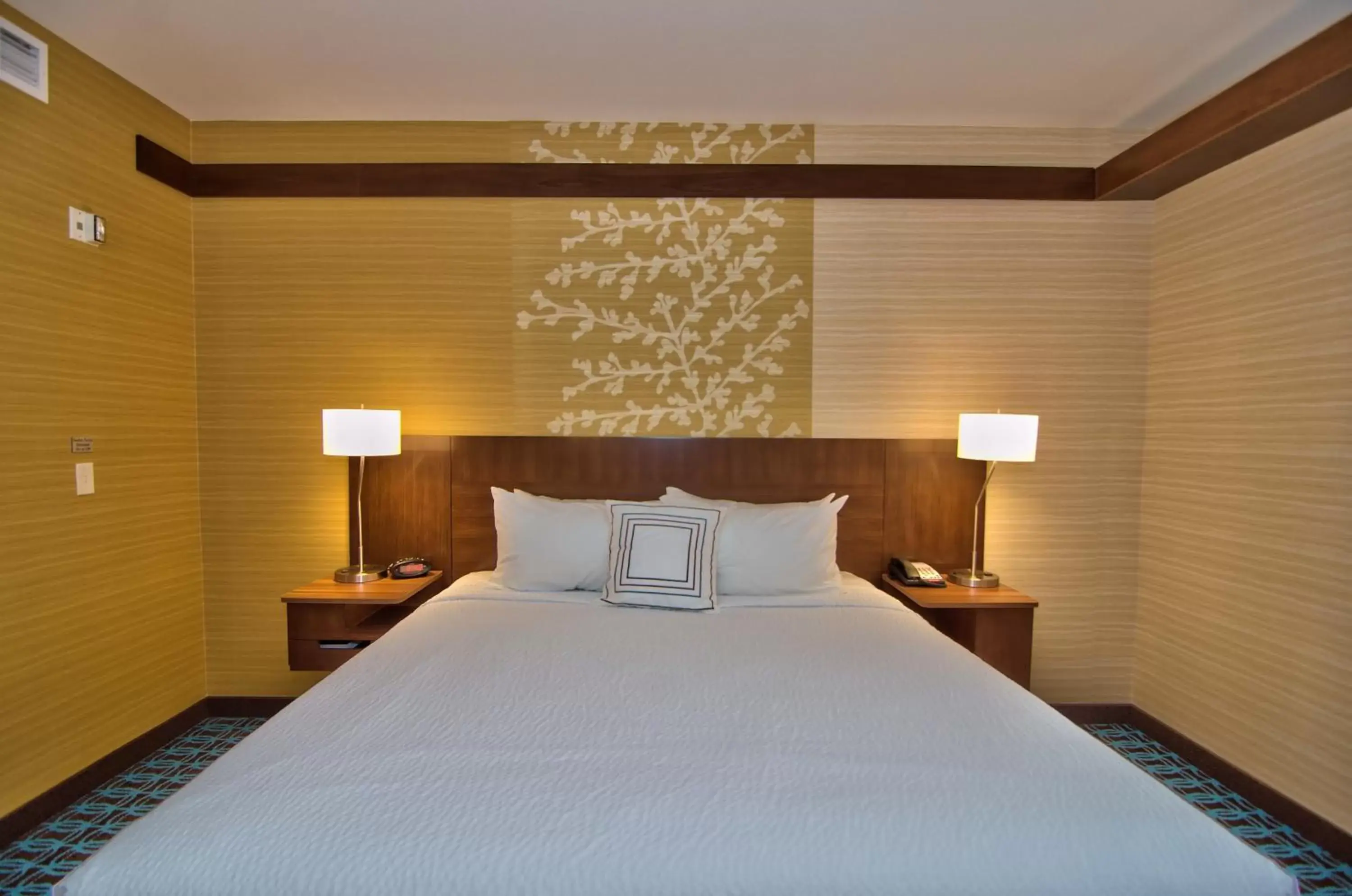 Bed in Fairfield Inn & Suites by Marriott Towanda Wysox