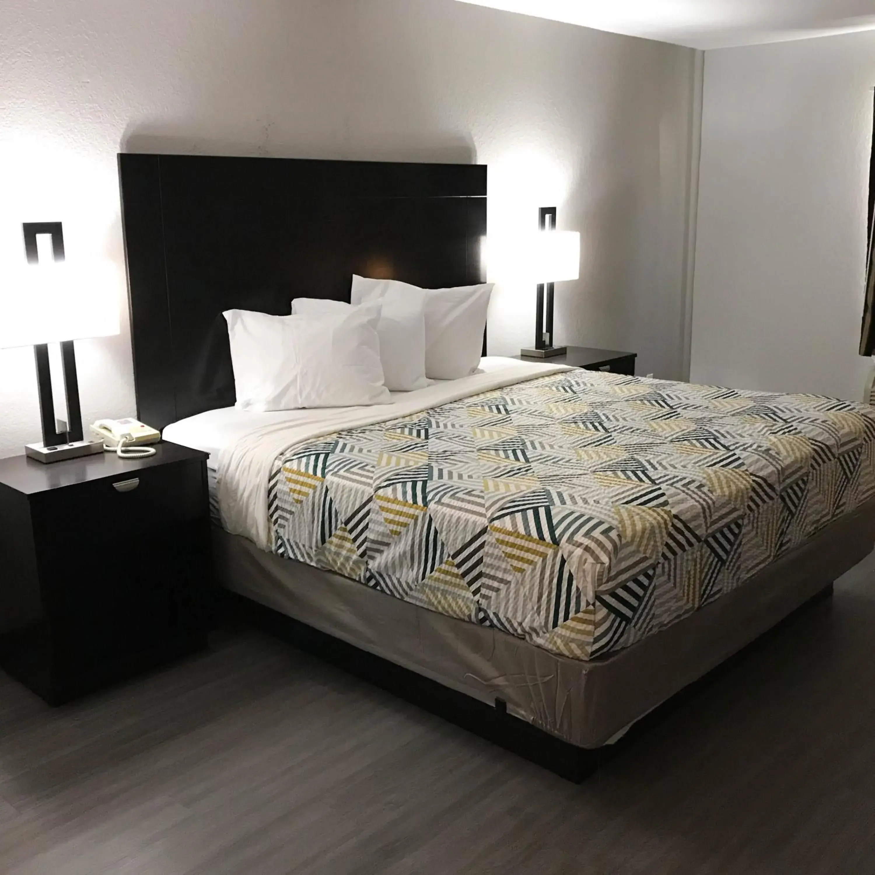 Bedroom in Motel 6 - Bartlesville, OK Bedroom in Motel 6 - Bartlesville, OK