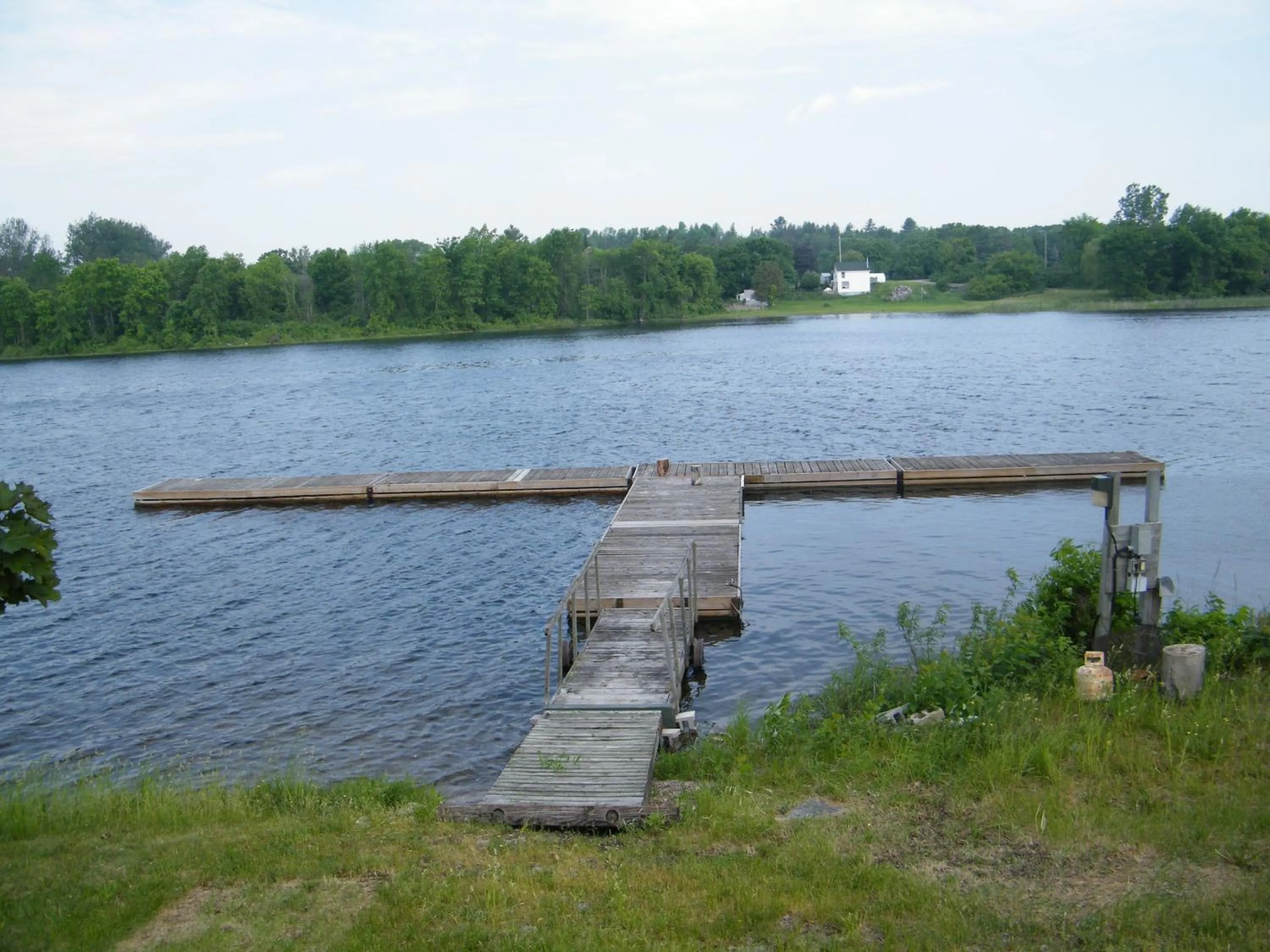 River view in Motel 6 Campbellford, ON