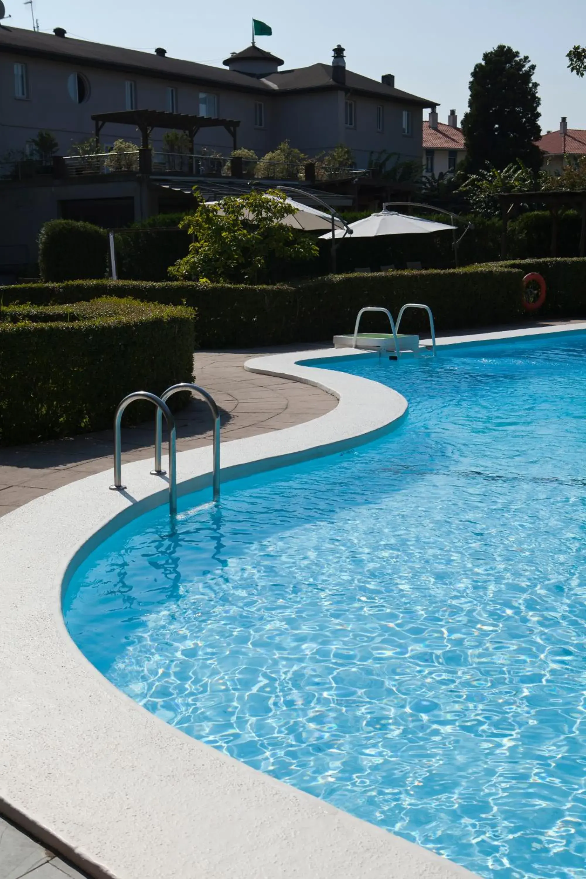 Swimming Pool in Hotel Rio Bidasoa