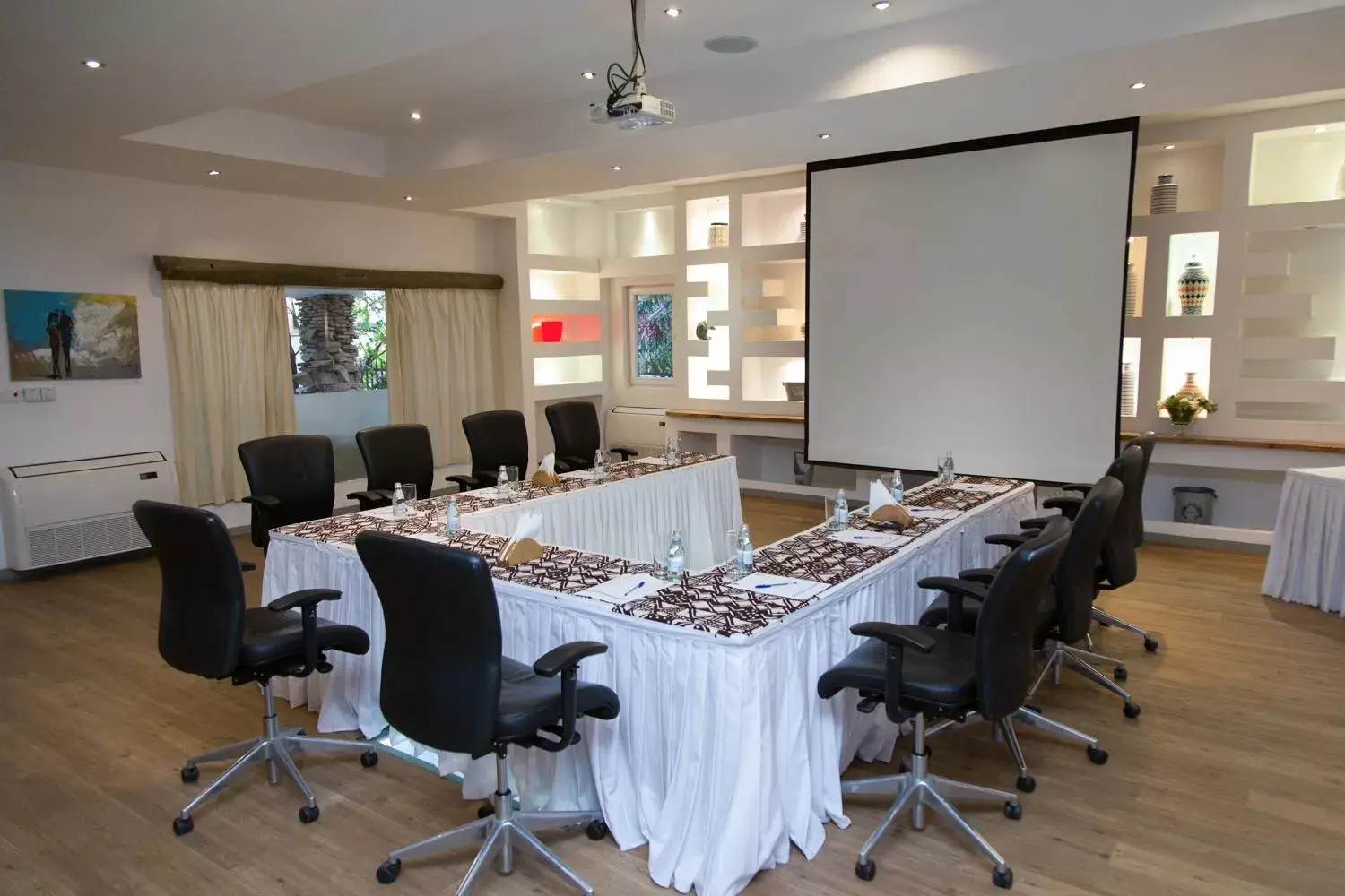 Business facilities in La Villa Boutique Hotel