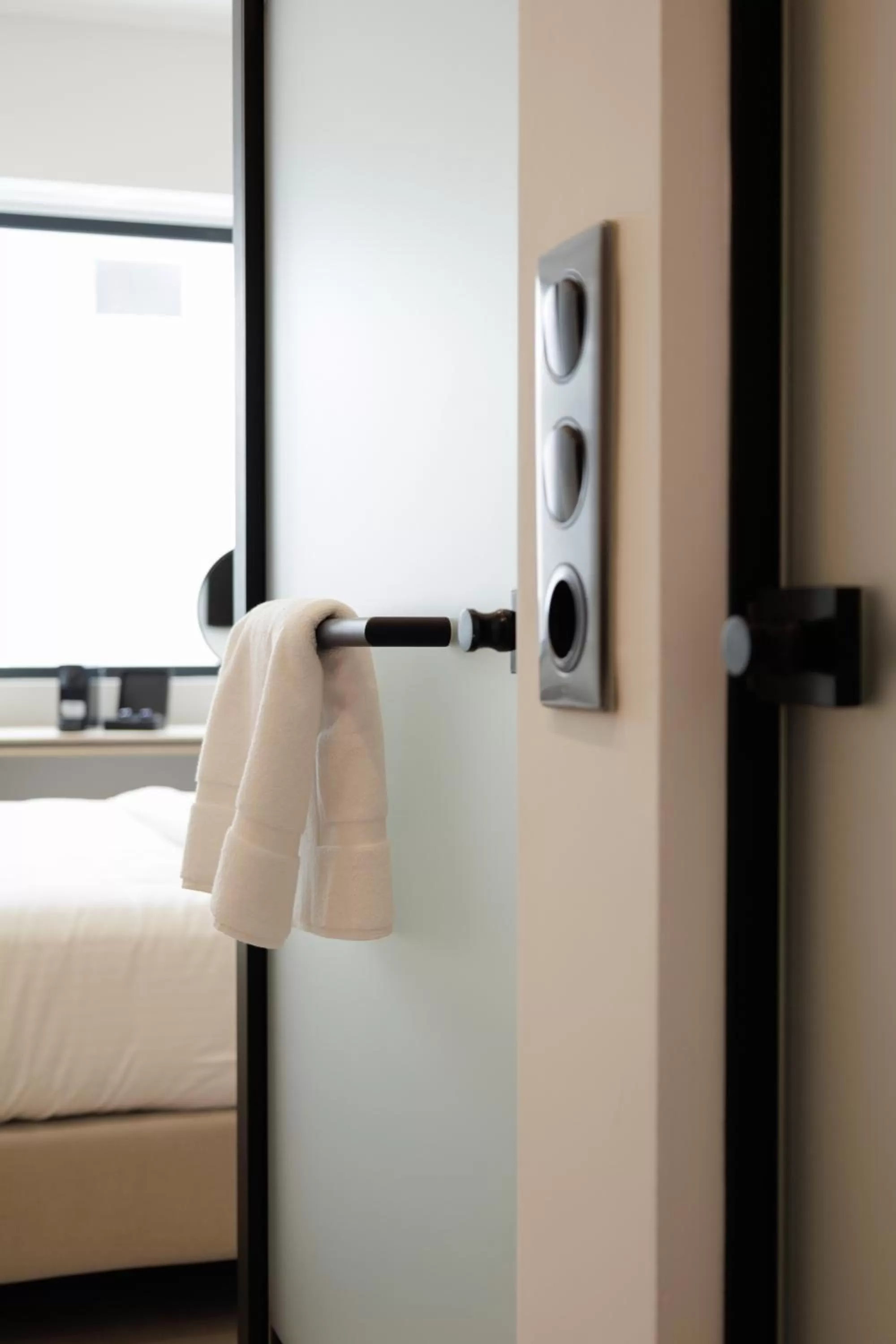 Bedroom, Bed in Hilton Garden Inn Athens Syggrou Avenue