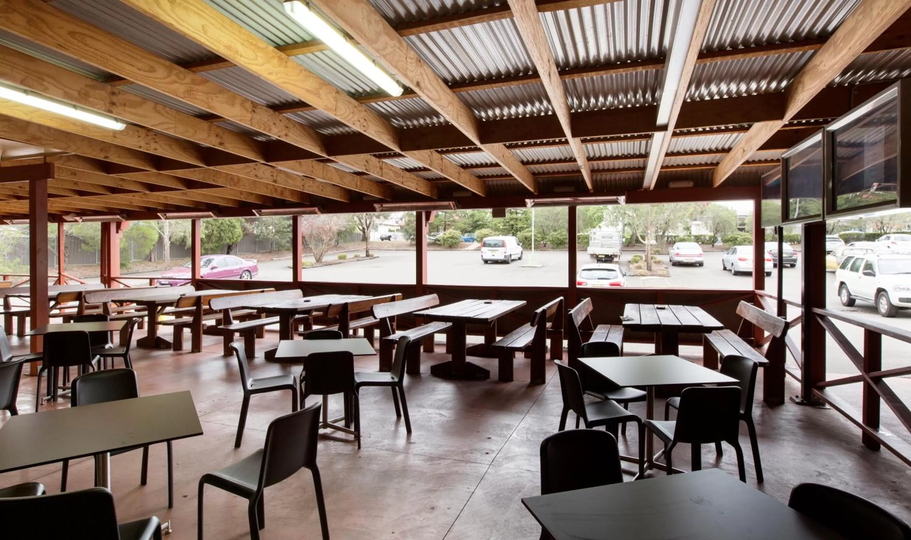 Patio in Nightcap at Jamison Hotel