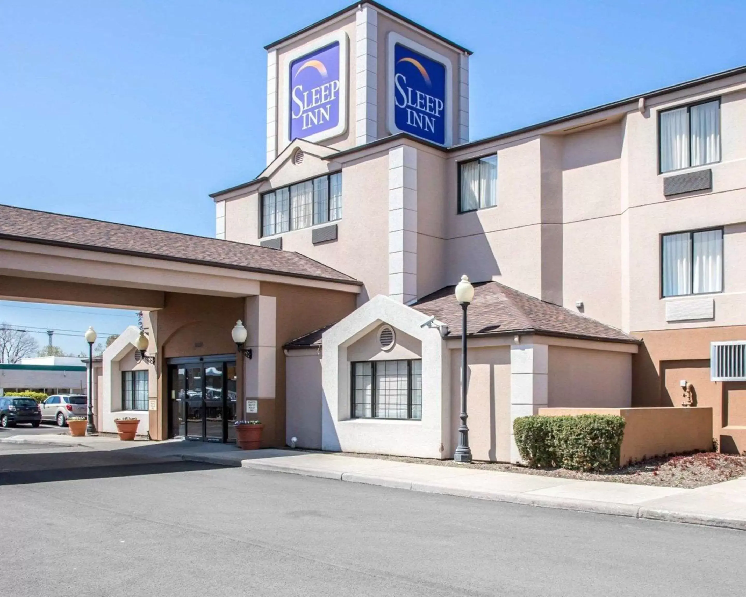 Property Building in Sleep Inn Midway Airport Bedford Park