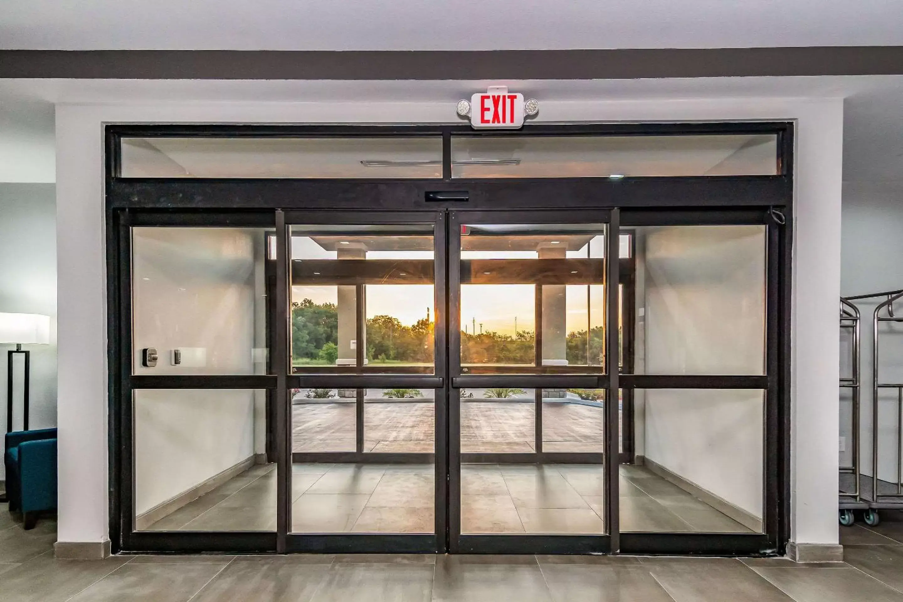 Lobby or reception in Comfort Suites DeSoto Dallas South