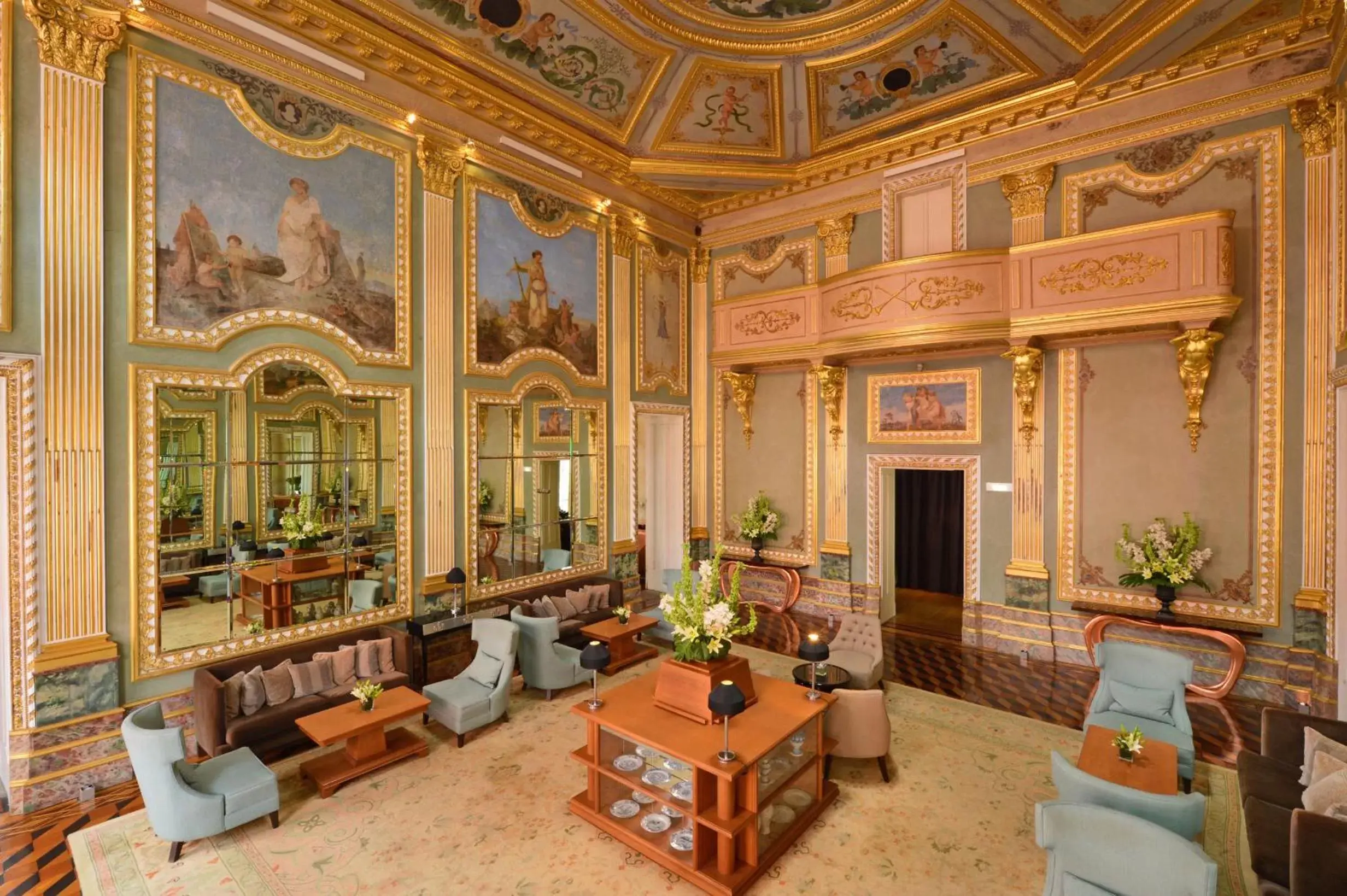 Lobby or reception in Pestana Palacio do Freixo, Pousada & National Monument - The Leading Hotels of the World